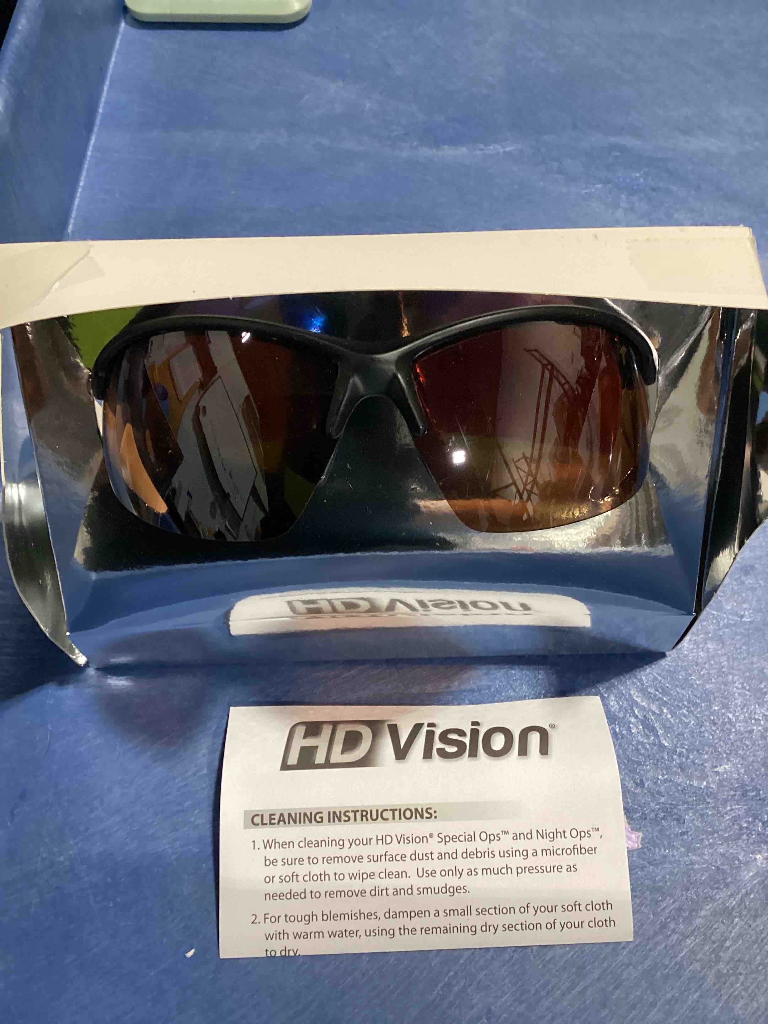 Condition photo showing New/Like New for battlevision wrap arounds hd polarized sunglasses, as-seen-on-tv, fits over your prescription eyeglasses and reading, see clearer, anti-glare, protects your eyes by blocking blue & uv rays, unisex