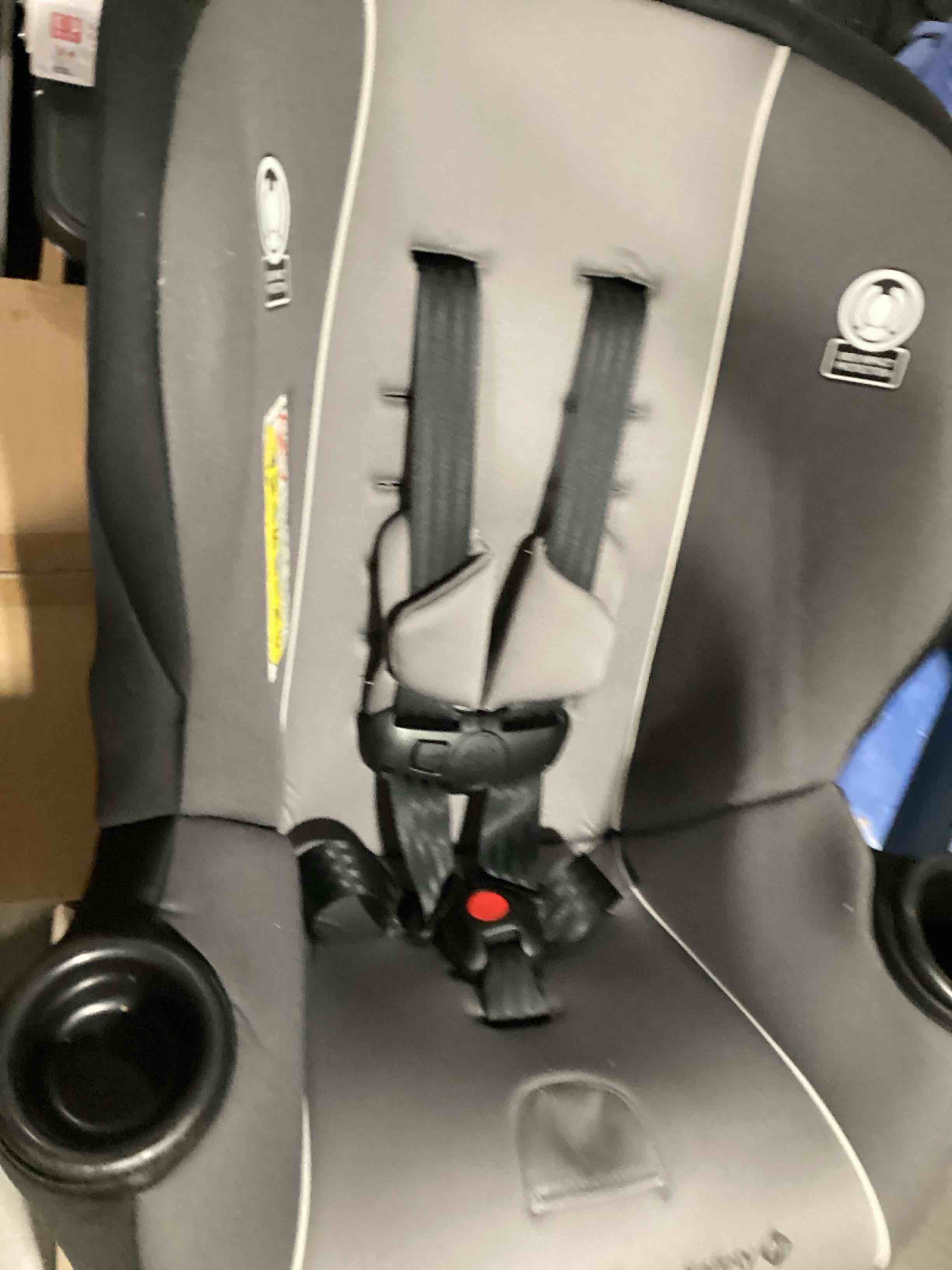 Condition photo showing Good Condition for safety 1st getaway all-in-one convertible car seat, haze