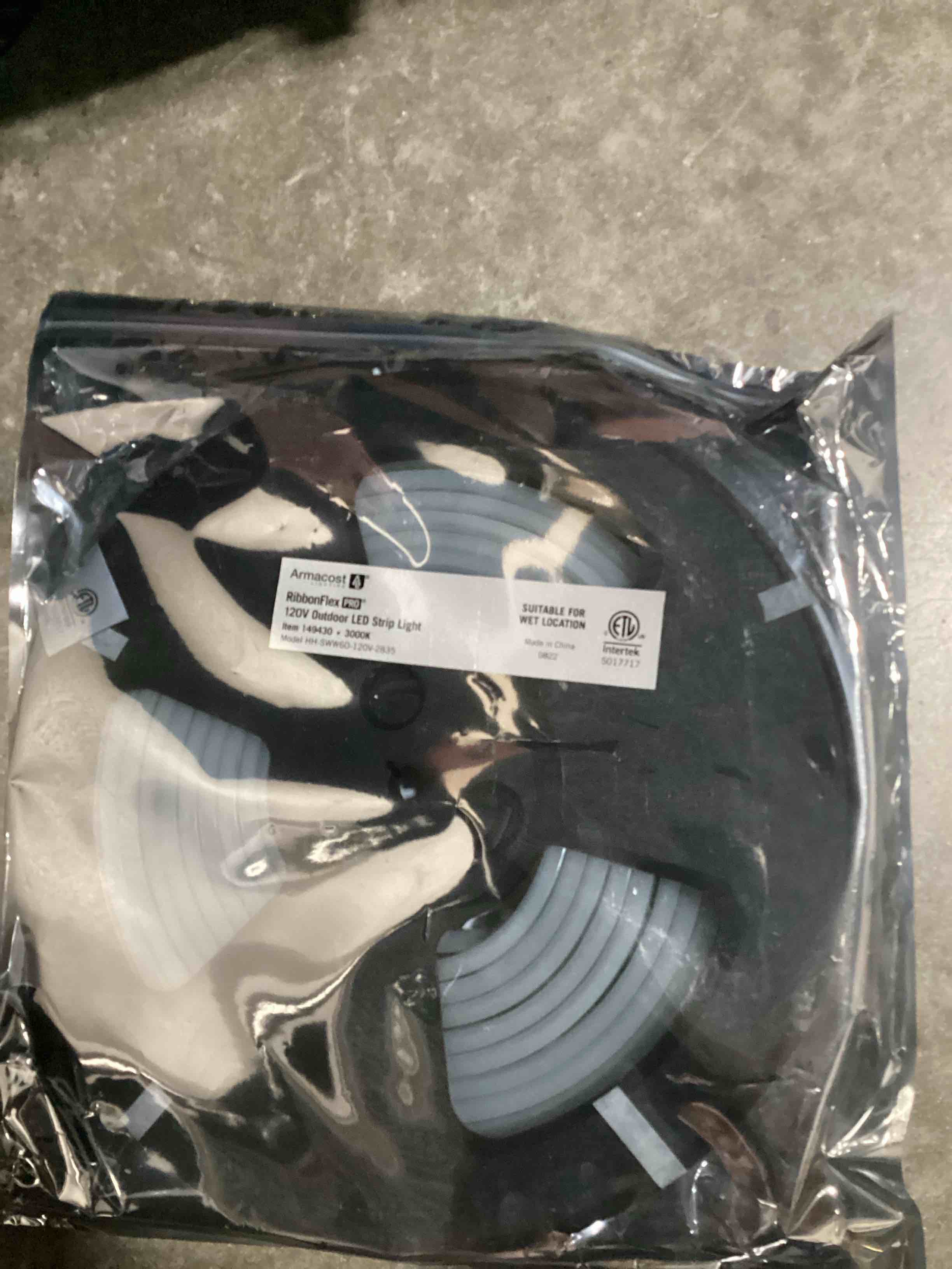 https://s3.amazonaws.com/lotting-images-prod/NKYBargainOutlett/TEA3906123_1781888069856.jpeg