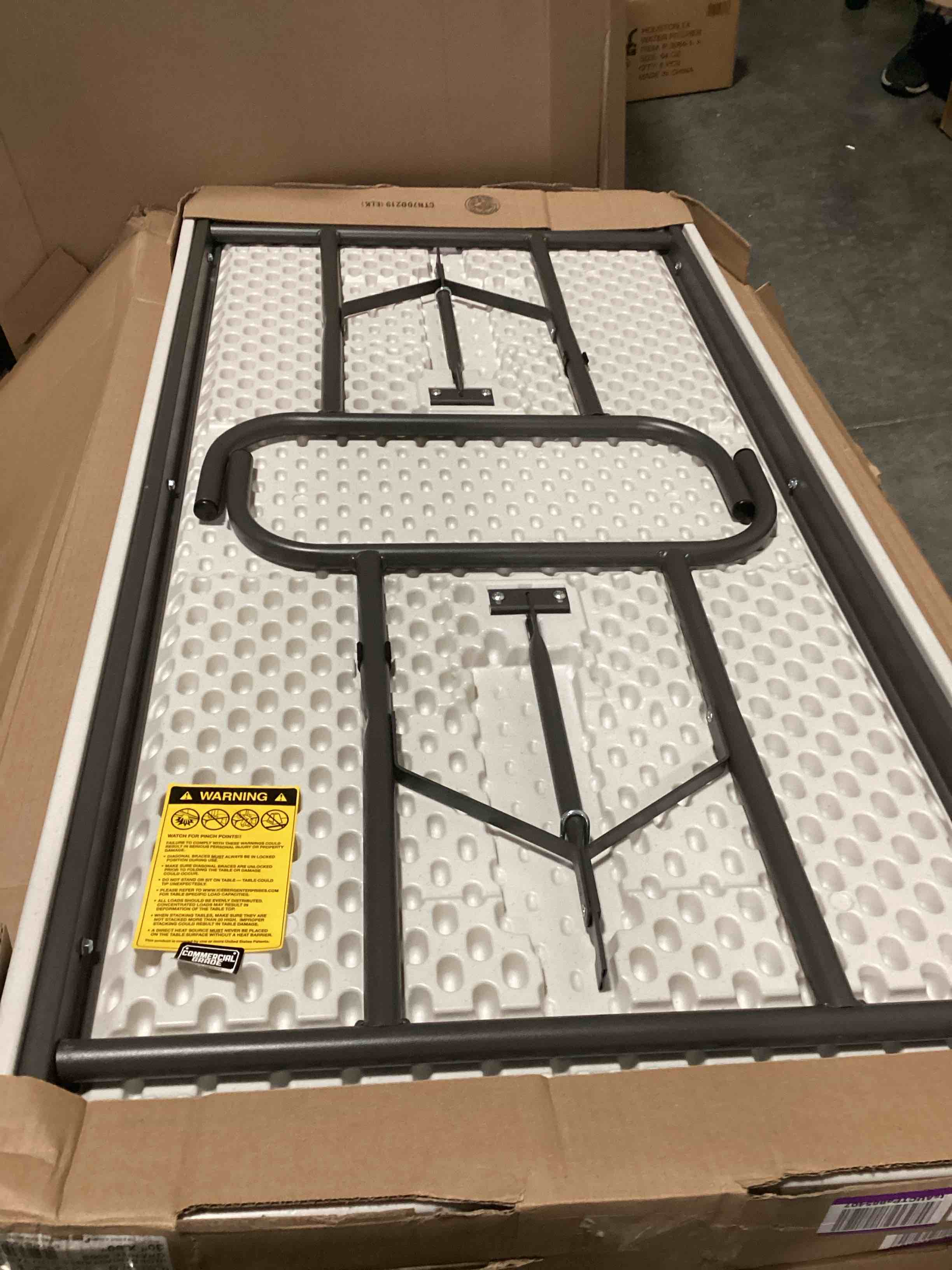 https://s3.amazonaws.com/lotting-images-prod/NKYBargainOutlett/TEA3906149_1781893732430.jpeg