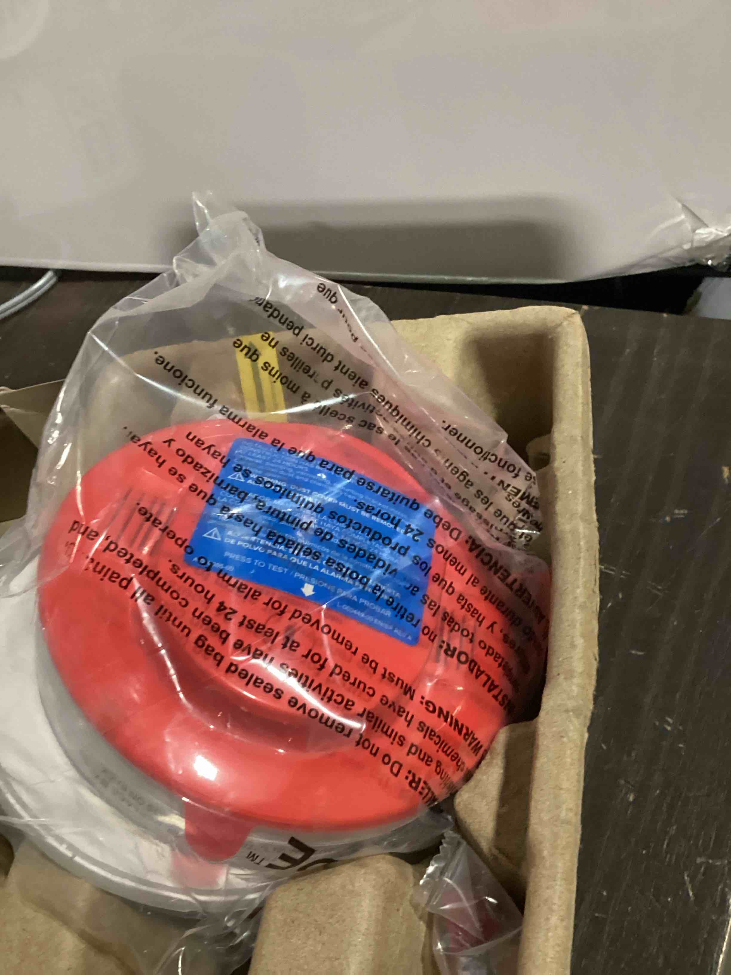 Condition photo showing Good Condition for kidde smart smoke detector, ring app enabled for real-time notifications, hardwired alarm, aa backup battery hardwired smoke detector