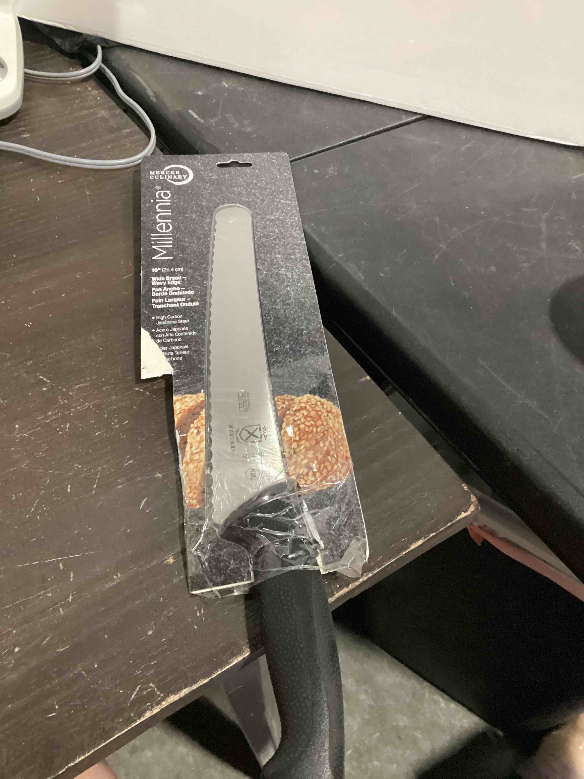 Condition photo showing Good Condition for mercer culinary m23210 millennia black handle, 10-inch wide wavy edge, bread knife