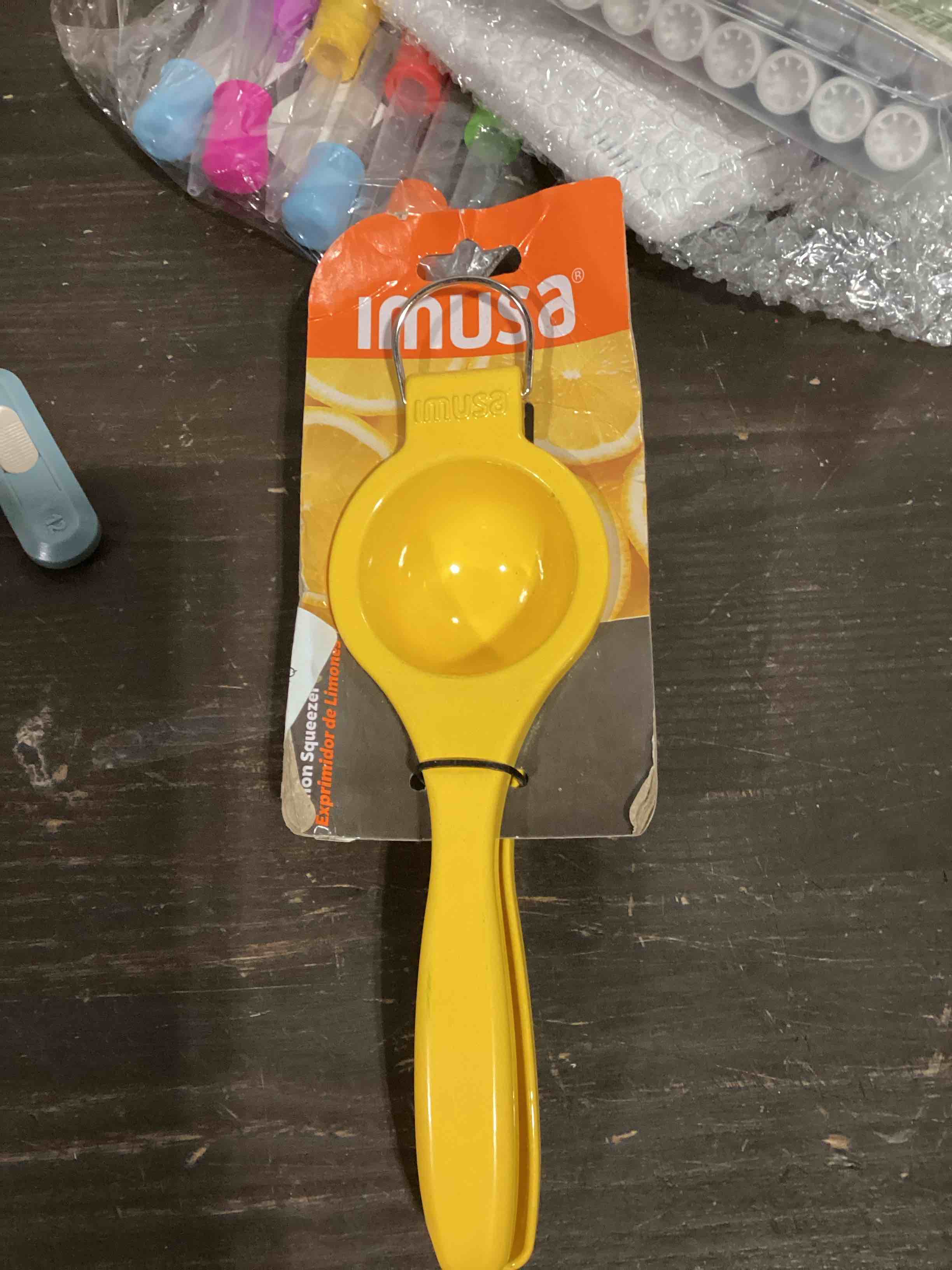 Condition photo showing Good Condition for imusa lime or lemon manual squeezer, citrus juicer for max extraction, yellow