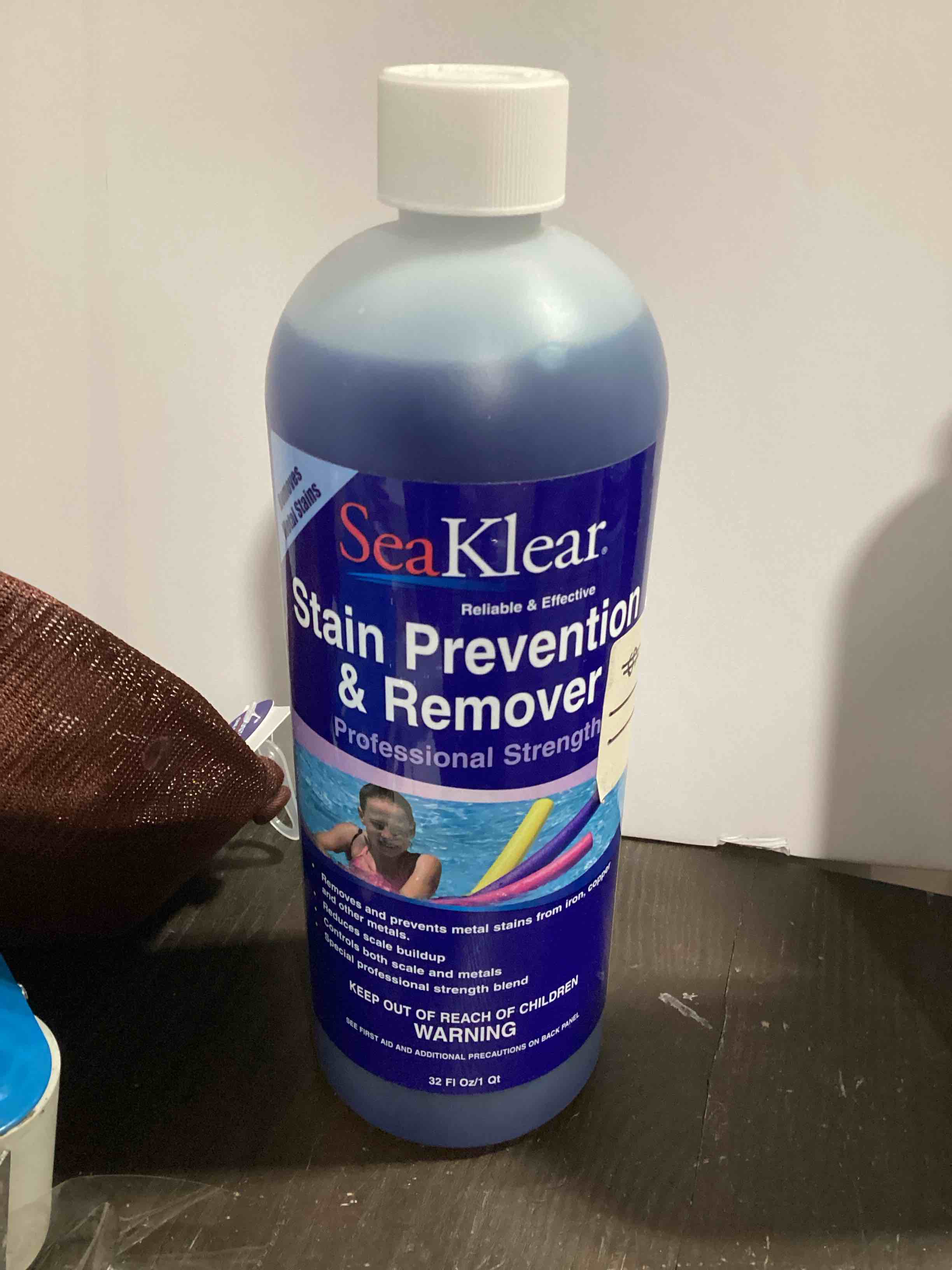 Condition photo showing New/Like New for seaklear stain prevention & remover, 1 quart bottle