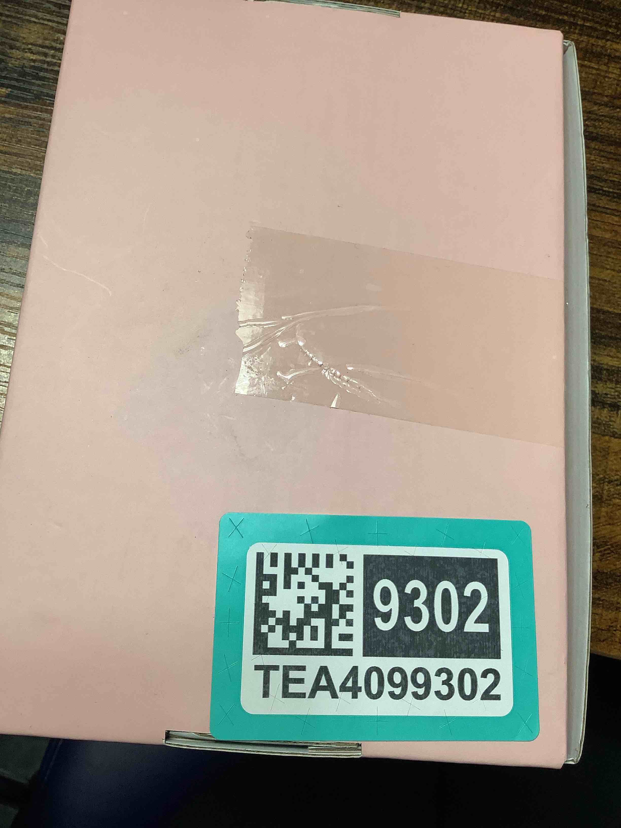 Condition photo showing Good Condition for SEIKEA Bohemian Curly Highlight Drawstring Ponytail Extension, PT005 Isabella 26" Long Multi Layered Light Fluffy Soft Clip in Hair Extensions Ponytail Natural for Women Creamy Light Blonde 26 Inch (Pack of 1) Creamy Light Blonde