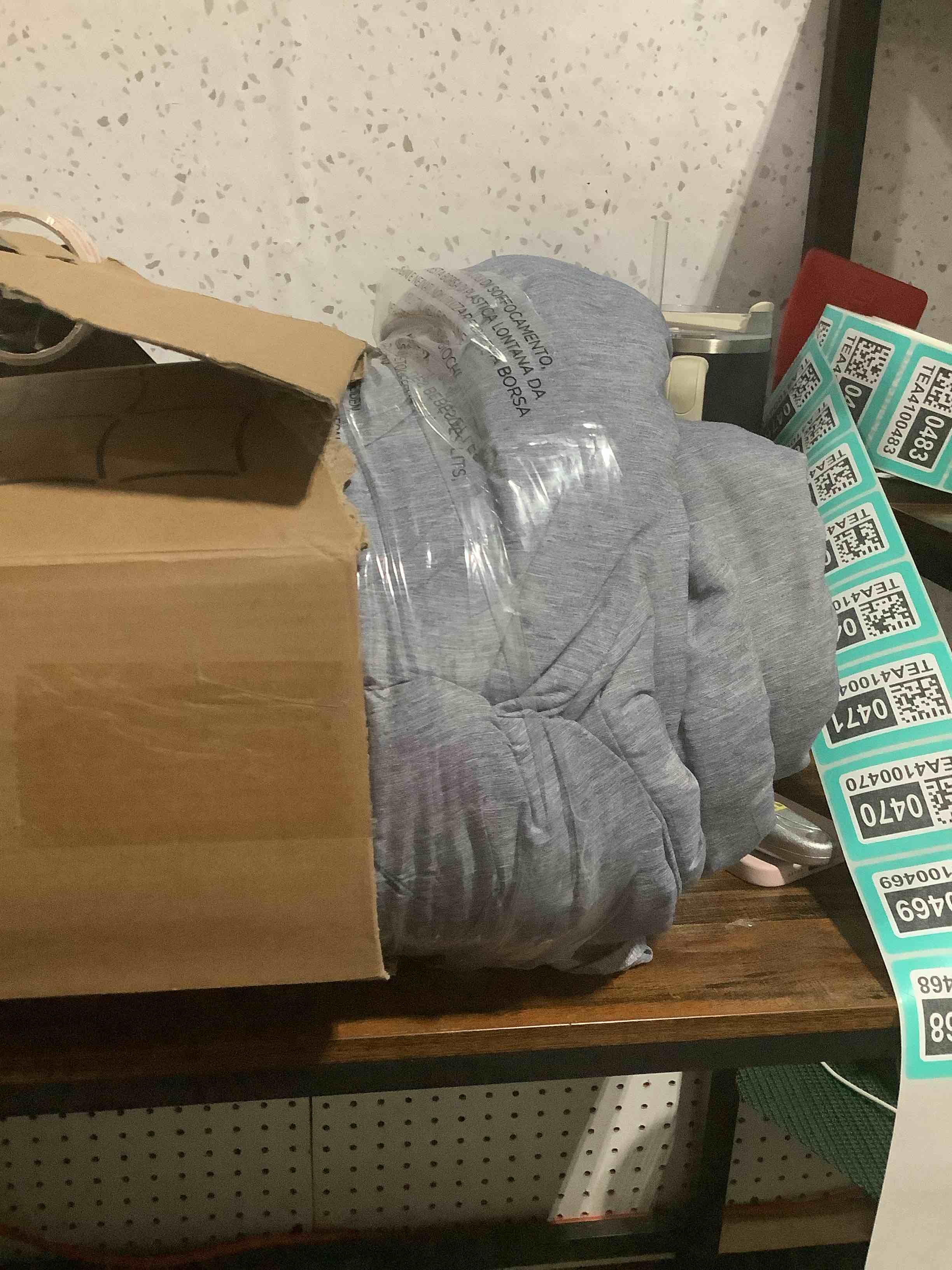 Condition photo showing Good Condition for Bedsure California King Comforter Set - Denim Grey Soft Bedding for All Seasons, Cationic Dyed Bed Set, 3 Pieces, 1 California King Size Comforter (104"x96") and 2 Pillow Shams (20"x36"+2") California King 23 - Denim Grey