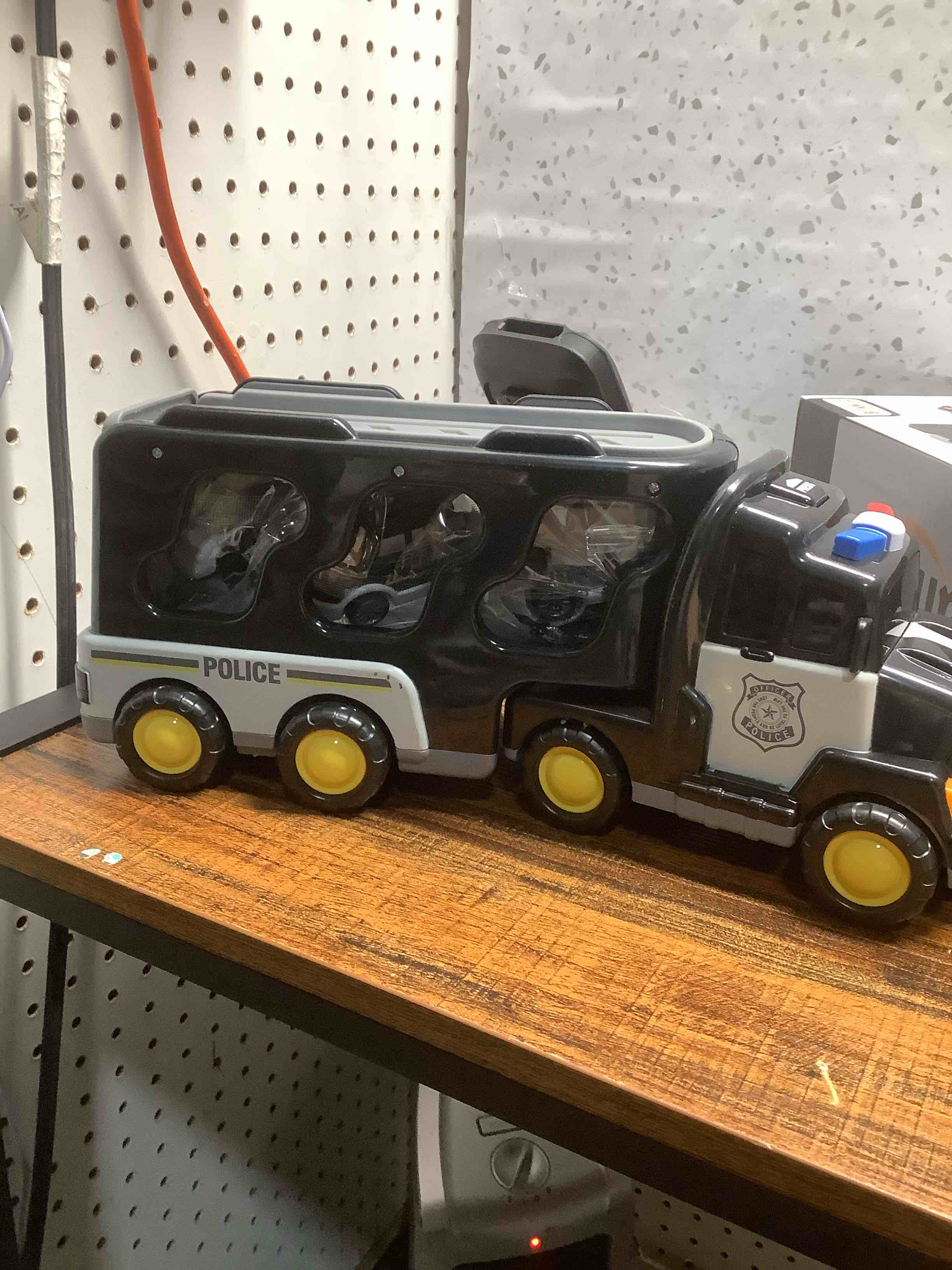 Condition photo showing Good Condition for Bennol Toddler 5 in 1 Police Truck Toys for 1 2 3 4 5 Year Old Boys, Police Rescue Vehicles Car Trucks Bus Helicopter for Kids Ages 1-3 3-5, Car Toys for 1 2 3 4 5 Year Old Boys Girls Birthday Gifts SX600-56A