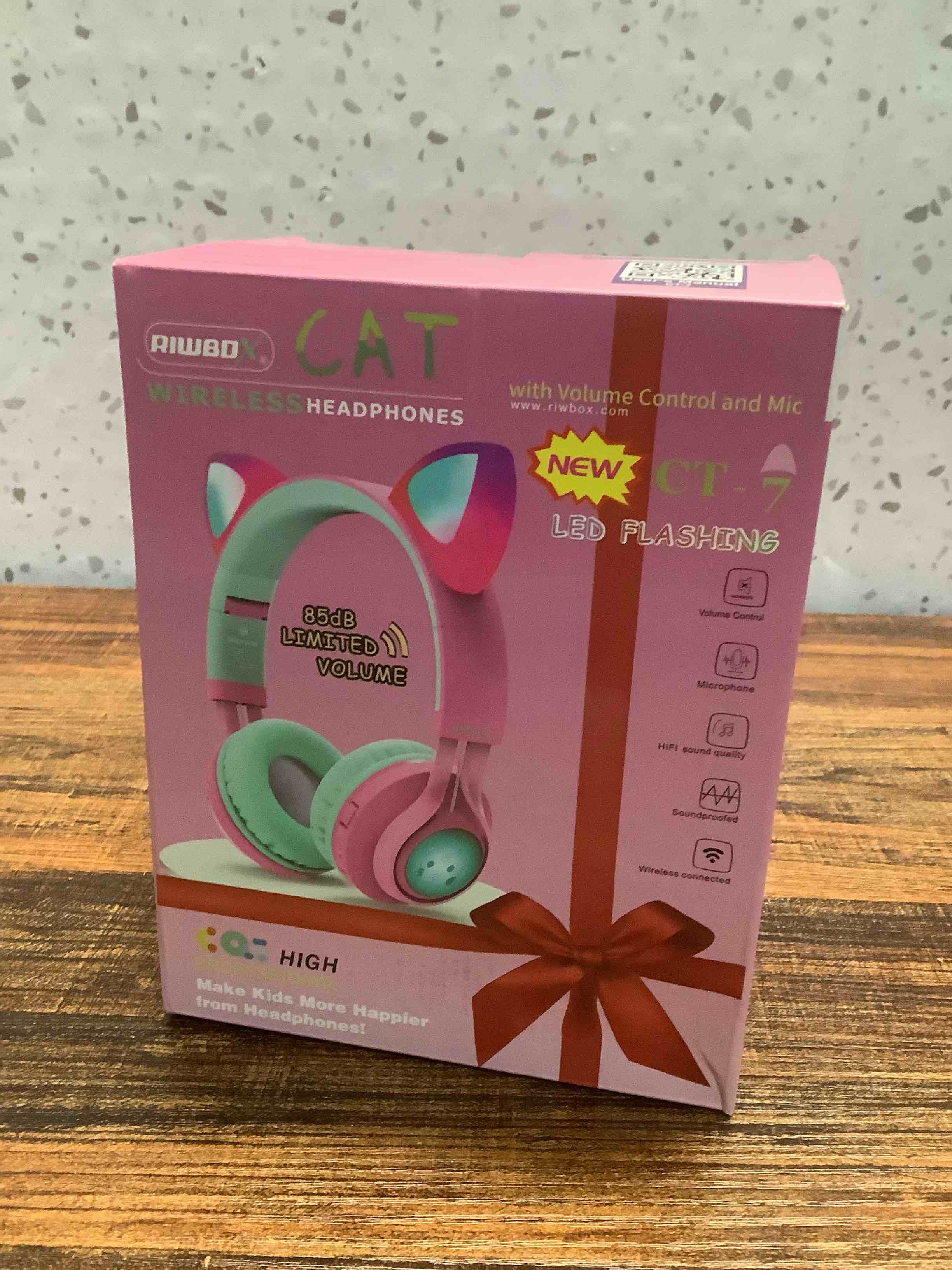 Condition photo showing Good Condition for Riwbox CT-7 Cat Ear Bluetooth Headphones, LED Light Up Bluetooth Wireless Over Ear Headphones with Microphone and Volume Control for Travel/School/Smartphones/Laptop/PC/TV (Pink&Green)