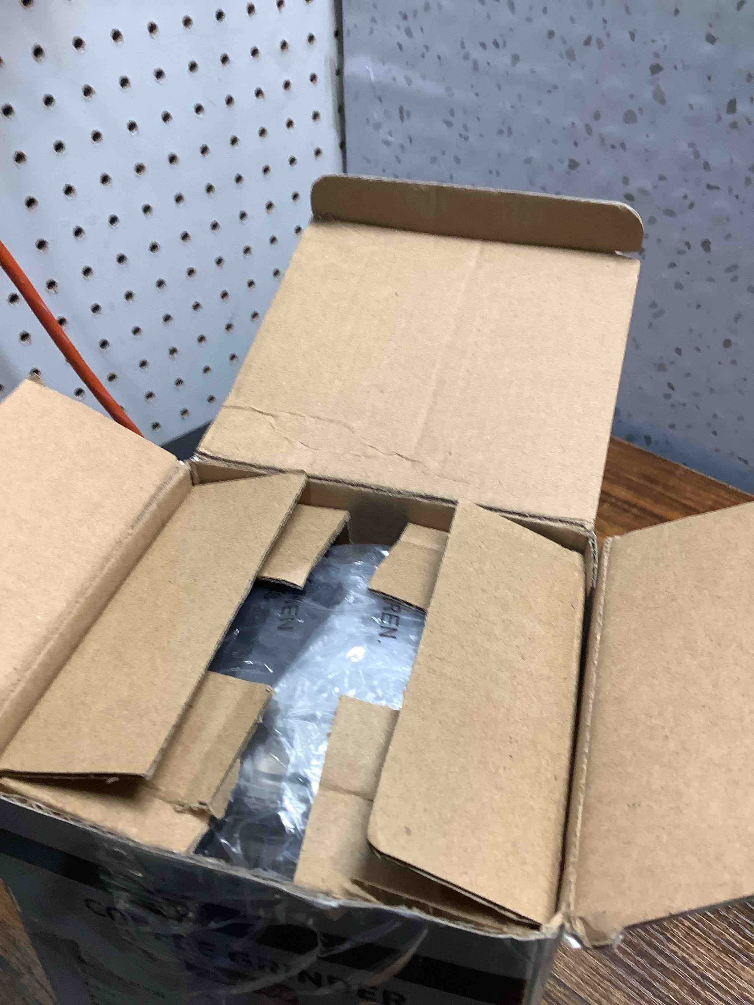 Condition photo showing Good Condition for SHARDOR Electric Super Silent Blade Coffee Grinder, Timed Grind Control Rotary Knob, Adjustable Coarse to Fine for Coffee Beans, Spices & Herbs, Black