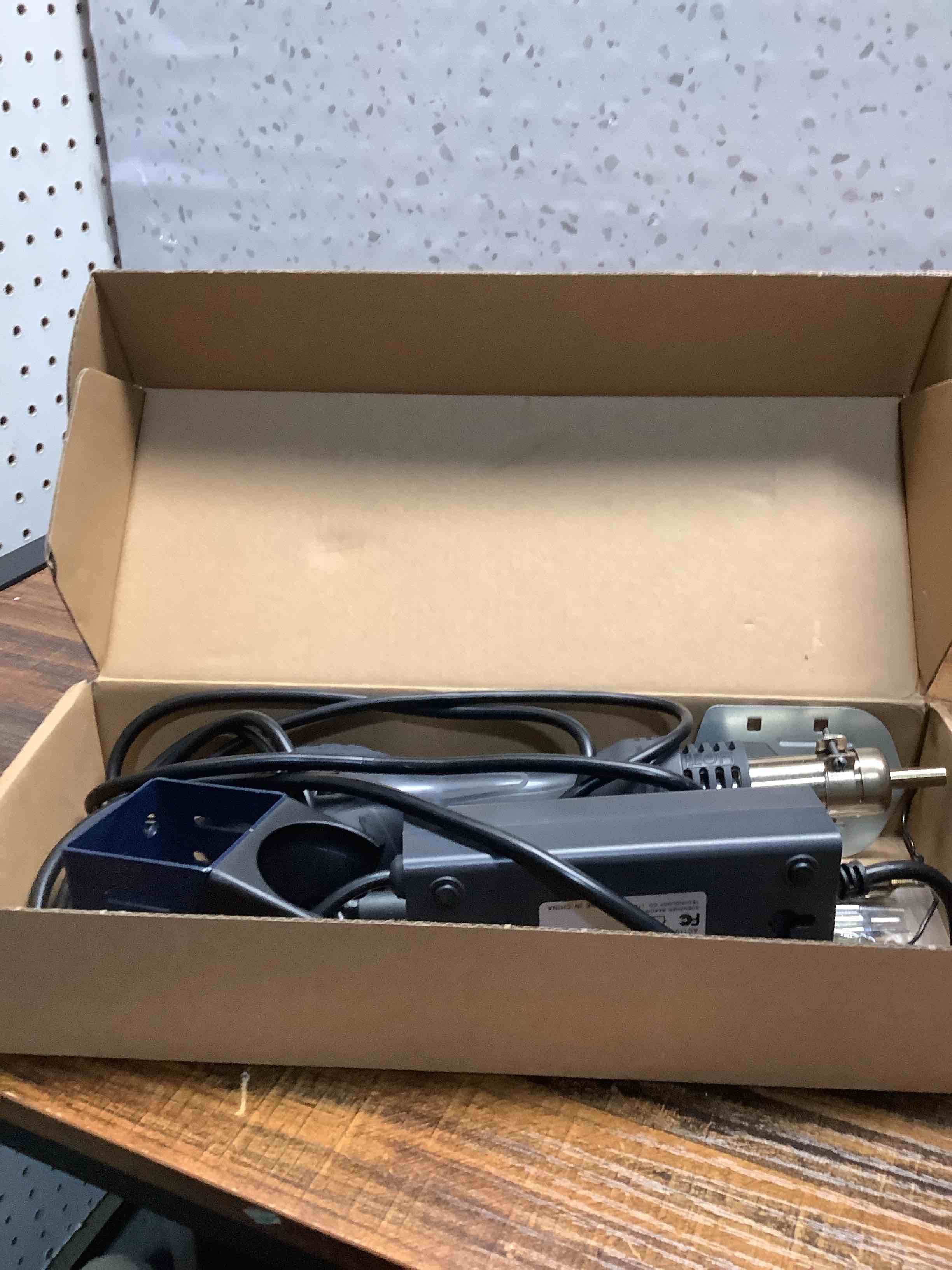 Condition photo showing Good Condition for BK858S Compact Hot Air Rework Station Kit - Integrated Nozzle Holder, Digital Display Soldering Station, Adjustable Temperature & Airflow, PID Program
