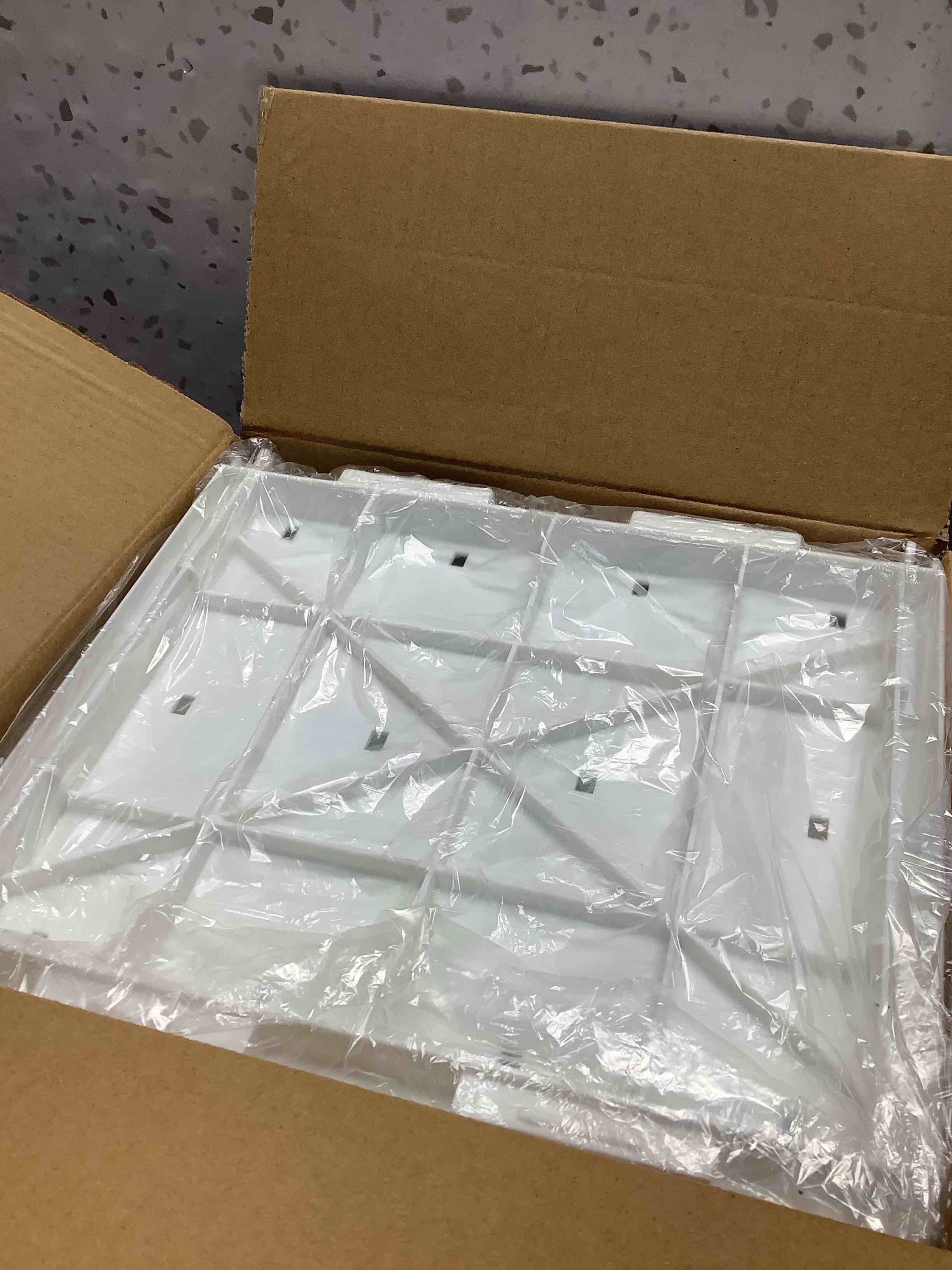 Condition photo showing Good Condition for Yieach Larger Vertical Space Saving Drying Rack Baby Bottle for Countertop or Wall- BPA Free - Compact Glass Baby Bottle Rack Dryer & Holder and Storage Station for Pacifiers,Pump Accessories,Green