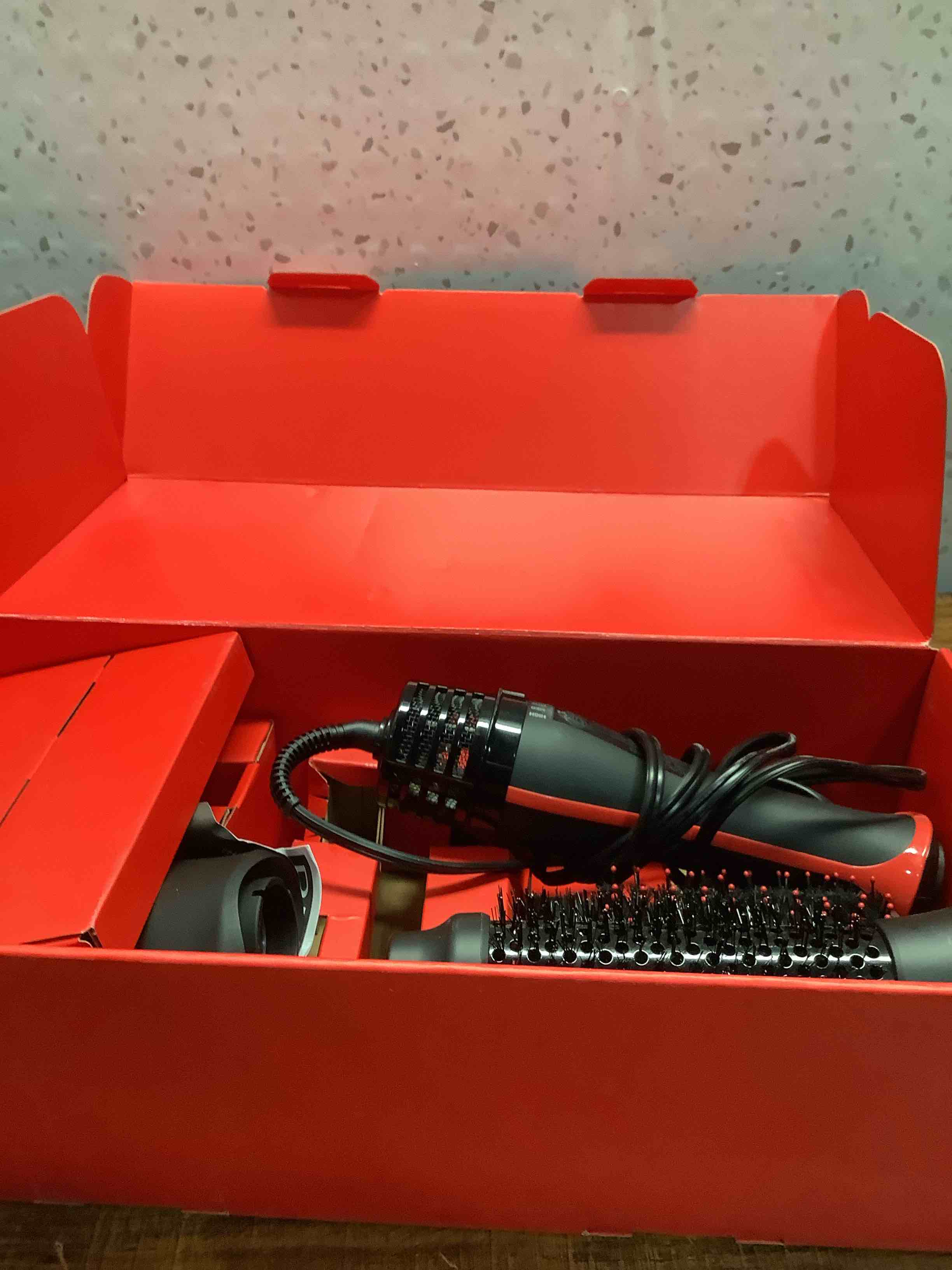 Condition photo showing Good Condition for REVLON 3-in-1 Multi-Styler - Dry, Curl, Smooth, Shape and Volumize in One-Step - Blow Dryer Brush, Heated Styler and Hair Straightening Brush in One, Gorgeous Salon Blowouts Without The High Price Red/Black Multi-Styler Volumizer