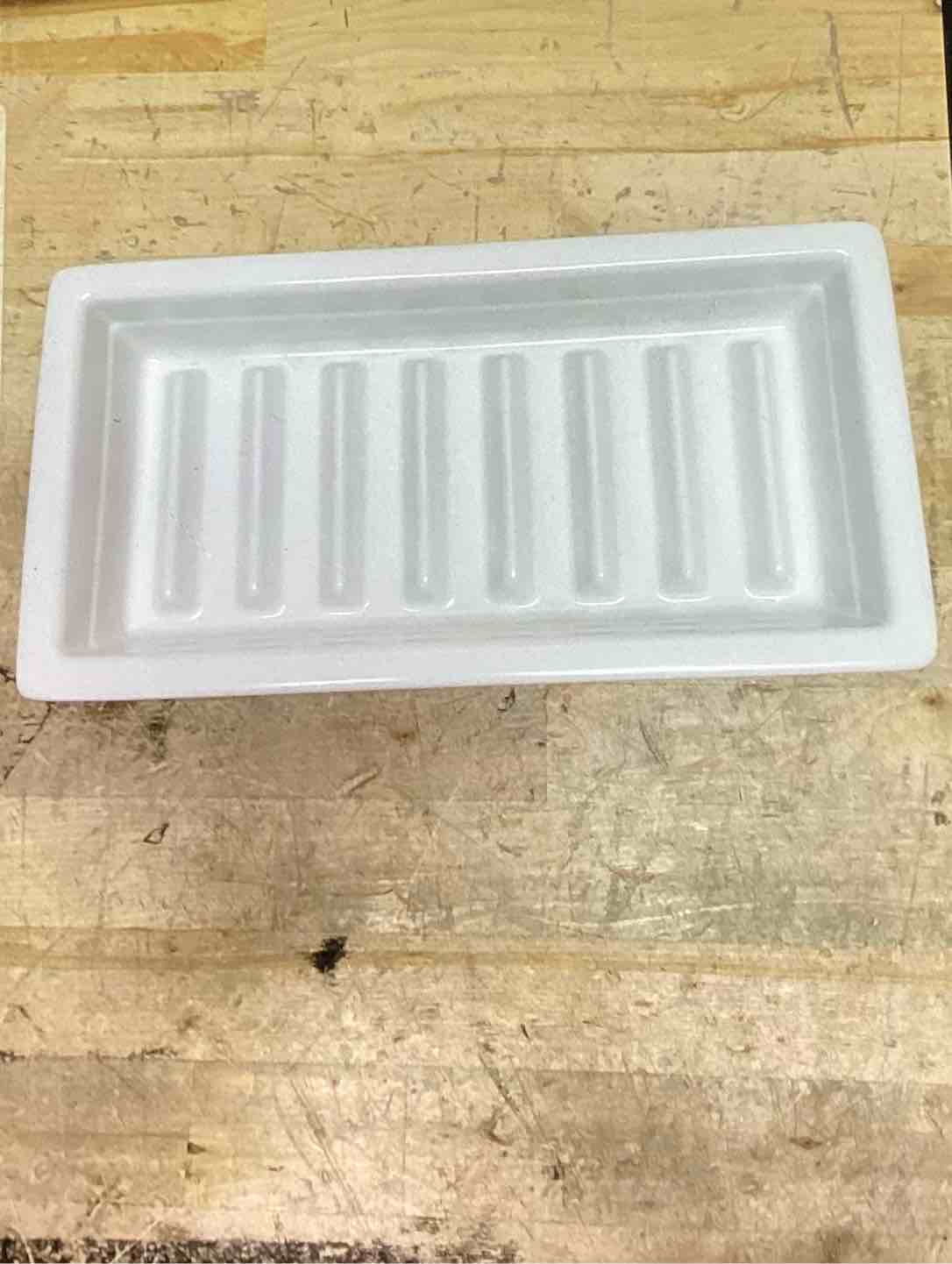 Condition photo showing New/Like New for hamama ceramic micro, green growing tray