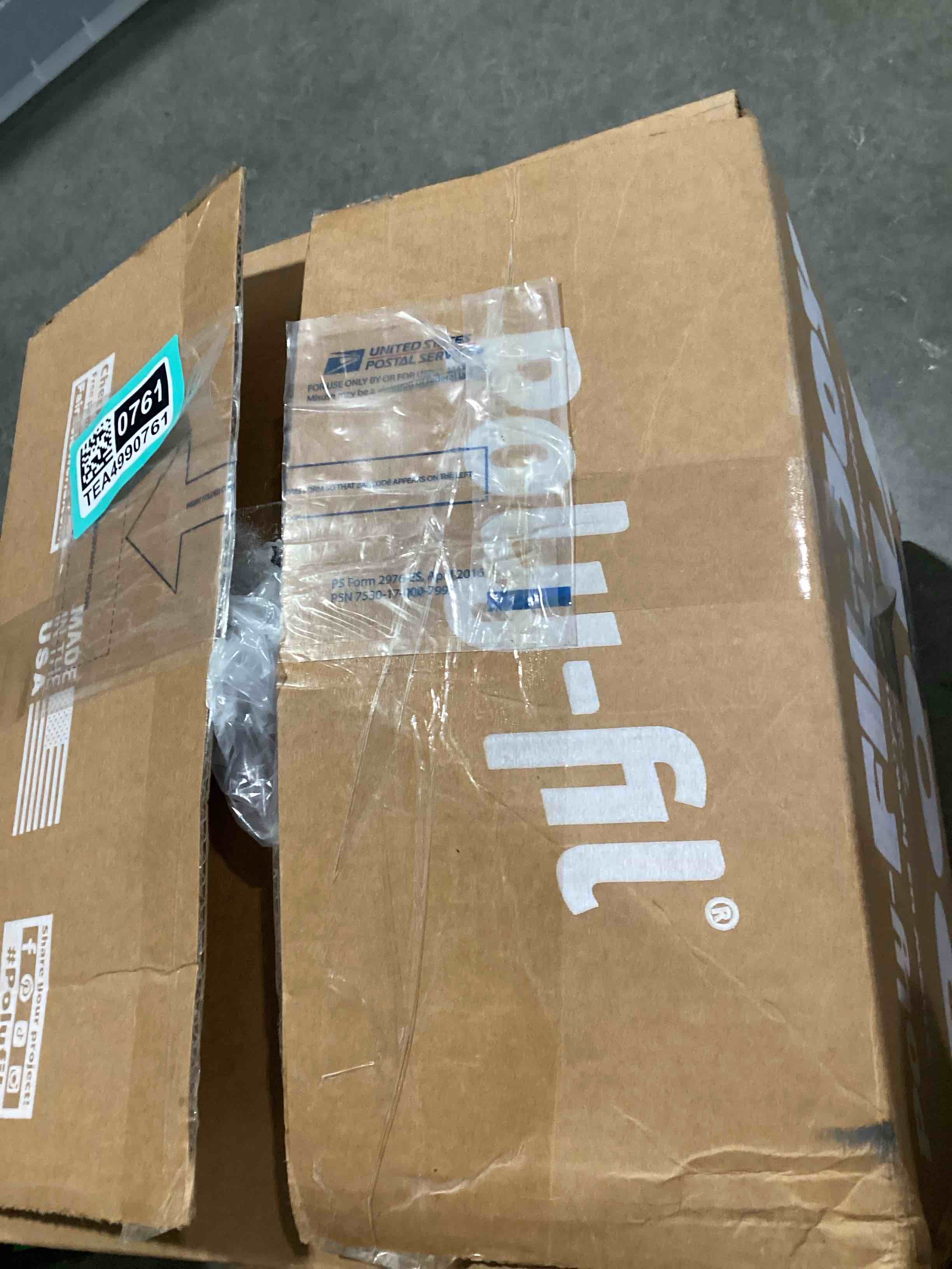 Condition photo showing Good Condition for fairfield the original poly-fil, premium polyester fiber fill, soft pillow stuffing, stuffing for stuffed animals, toys, cloud decorations, and more, machine-washable poly-fil fiber fill, 5 lbs. box 5 lb white
