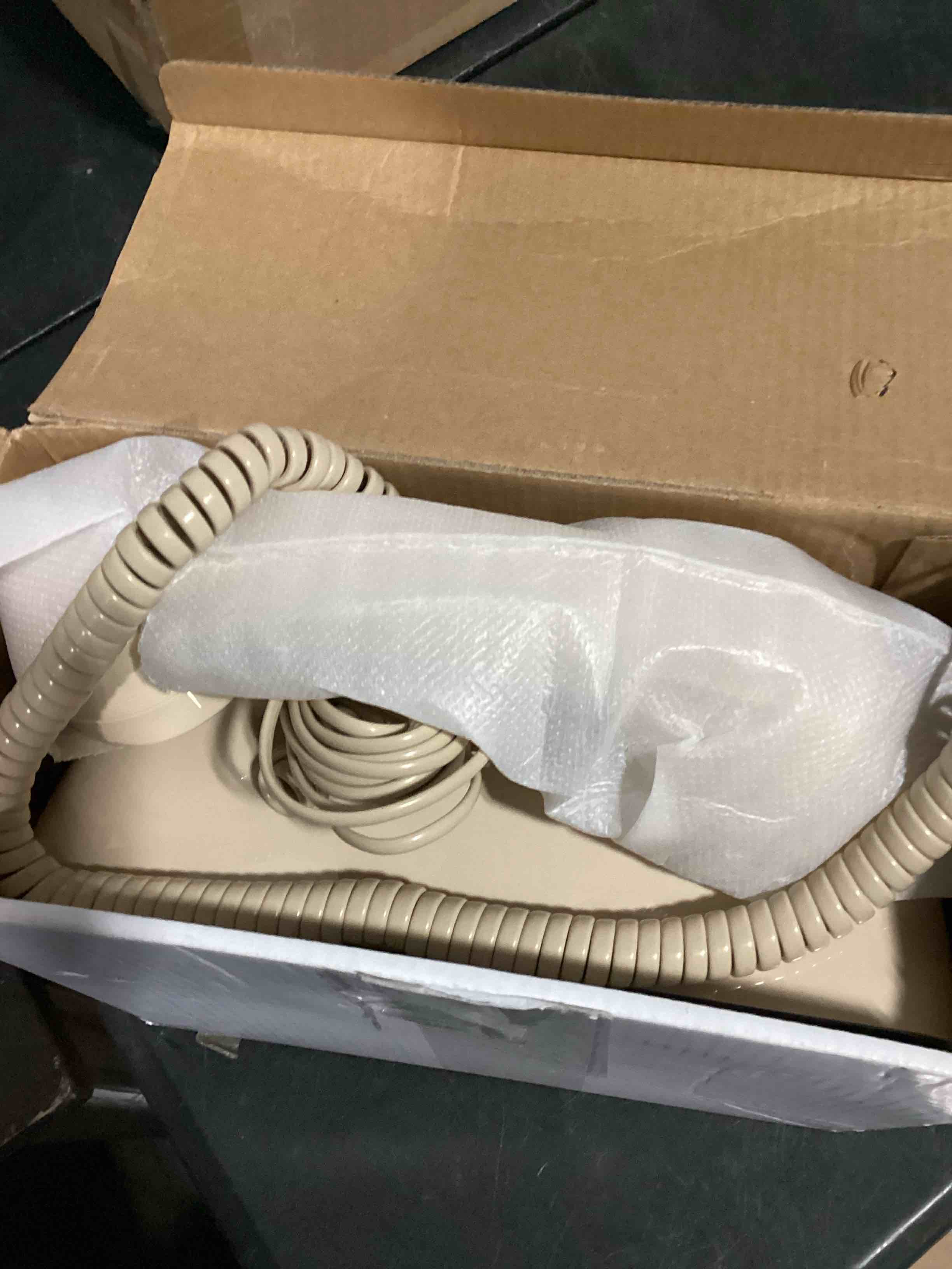 Condition photo showing Good Condition for classic retro landline phone mechanical ringtone,2500 desk telephone for hearing impaired, old fashion cord telephone,vintage analog phone for home,school, plug and play, beige