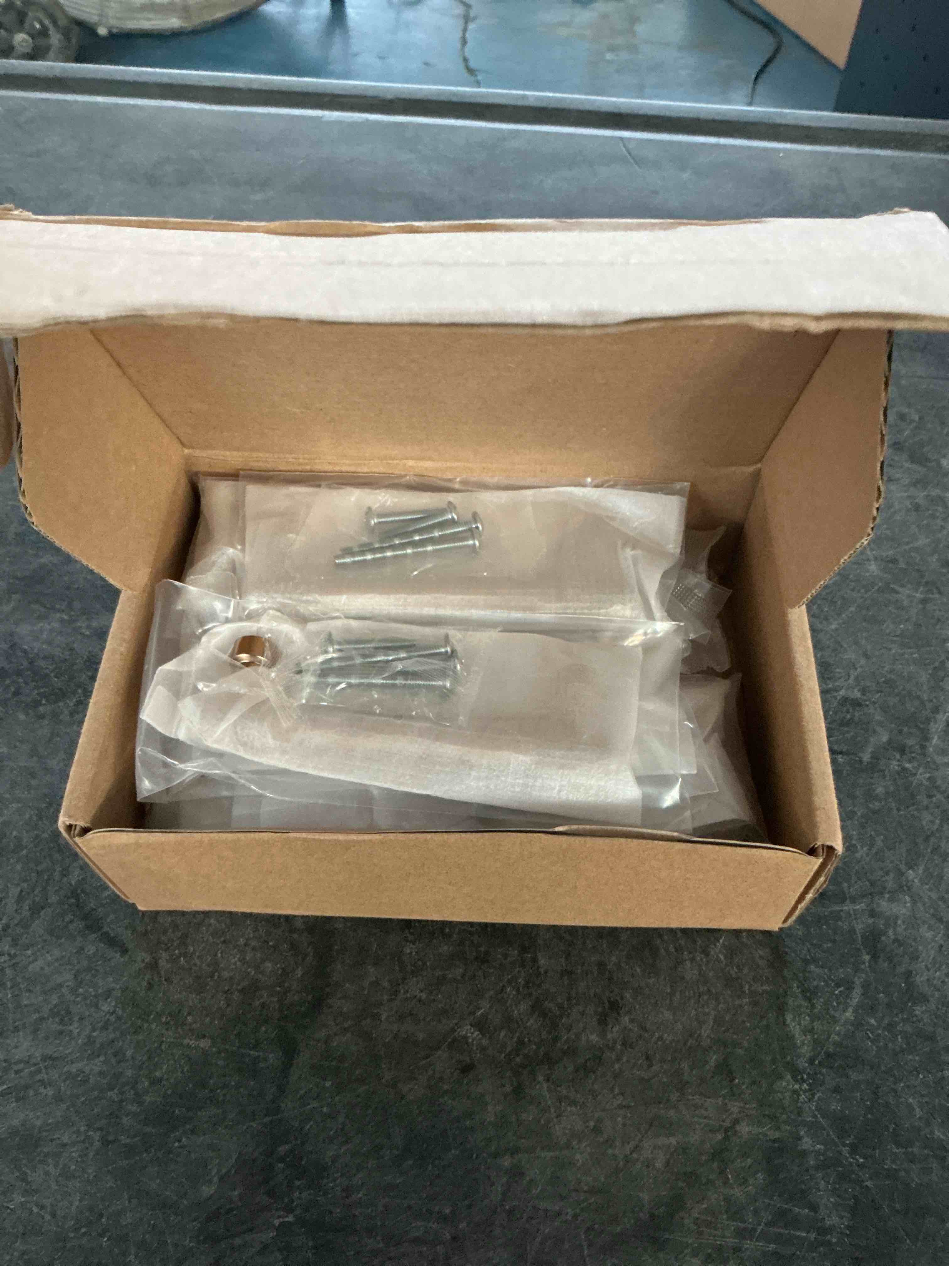 https://s3.amazonaws.com/lotting-images-prod/NonstopDeals/BRN3616211_1756680788310.jpeg