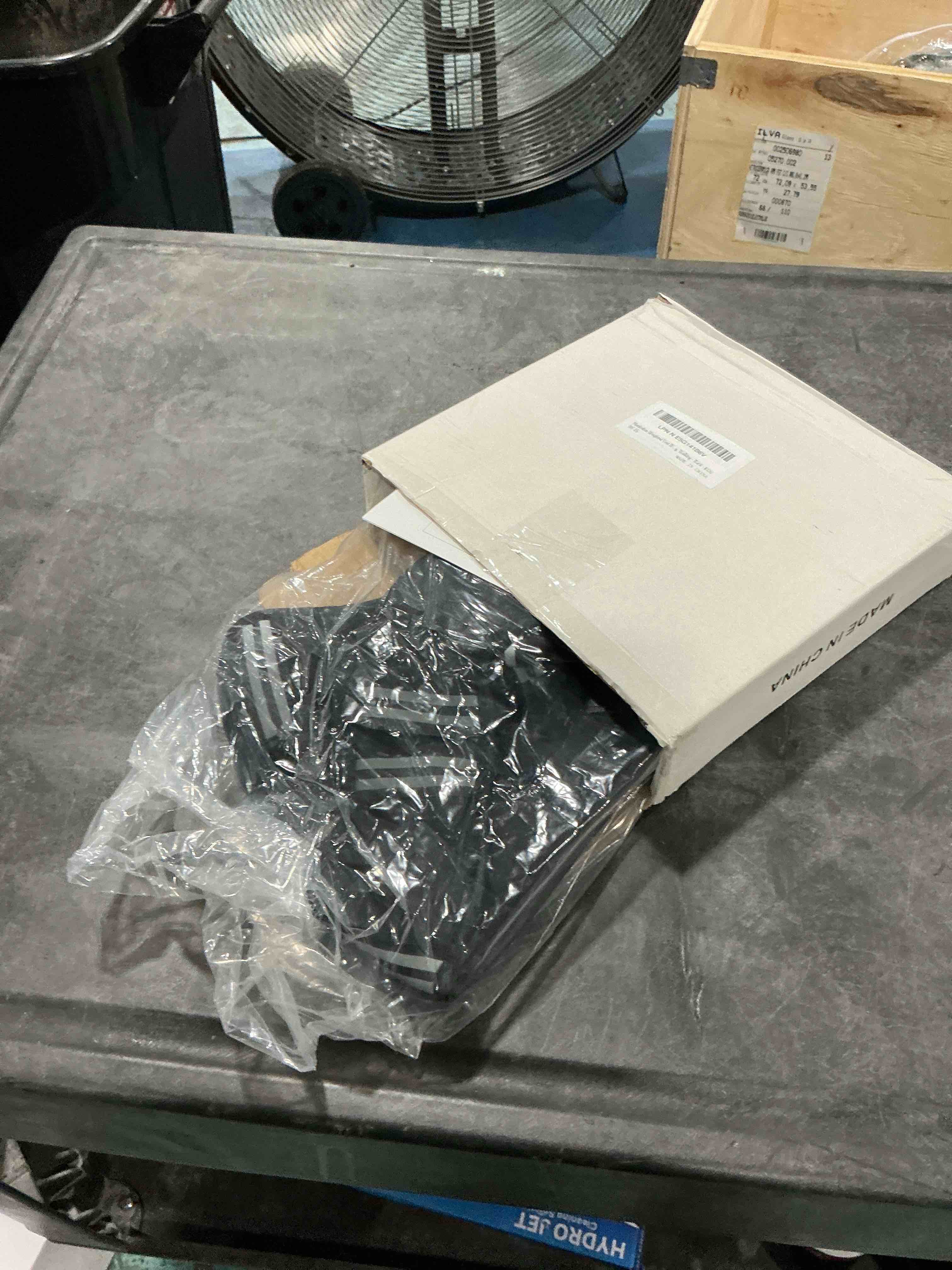 https://s3.amazonaws.com/lotting-images-prod/NonstopDeals/BRN3616275_1756684946947.jpeg