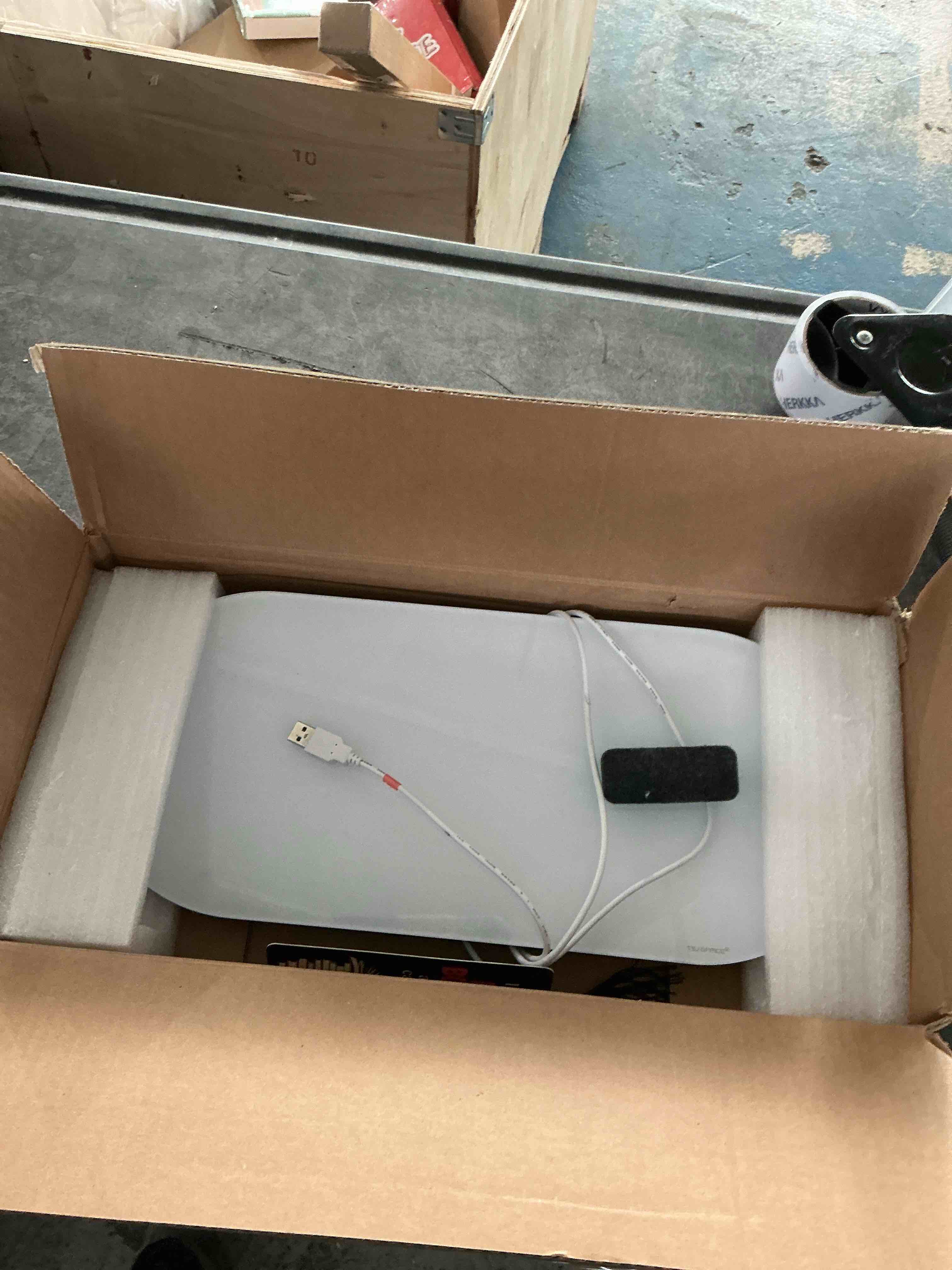 https://s3.amazonaws.com/lotting-images-prod/NonstopDeals/BRN3617476_1757536700010.jpeg