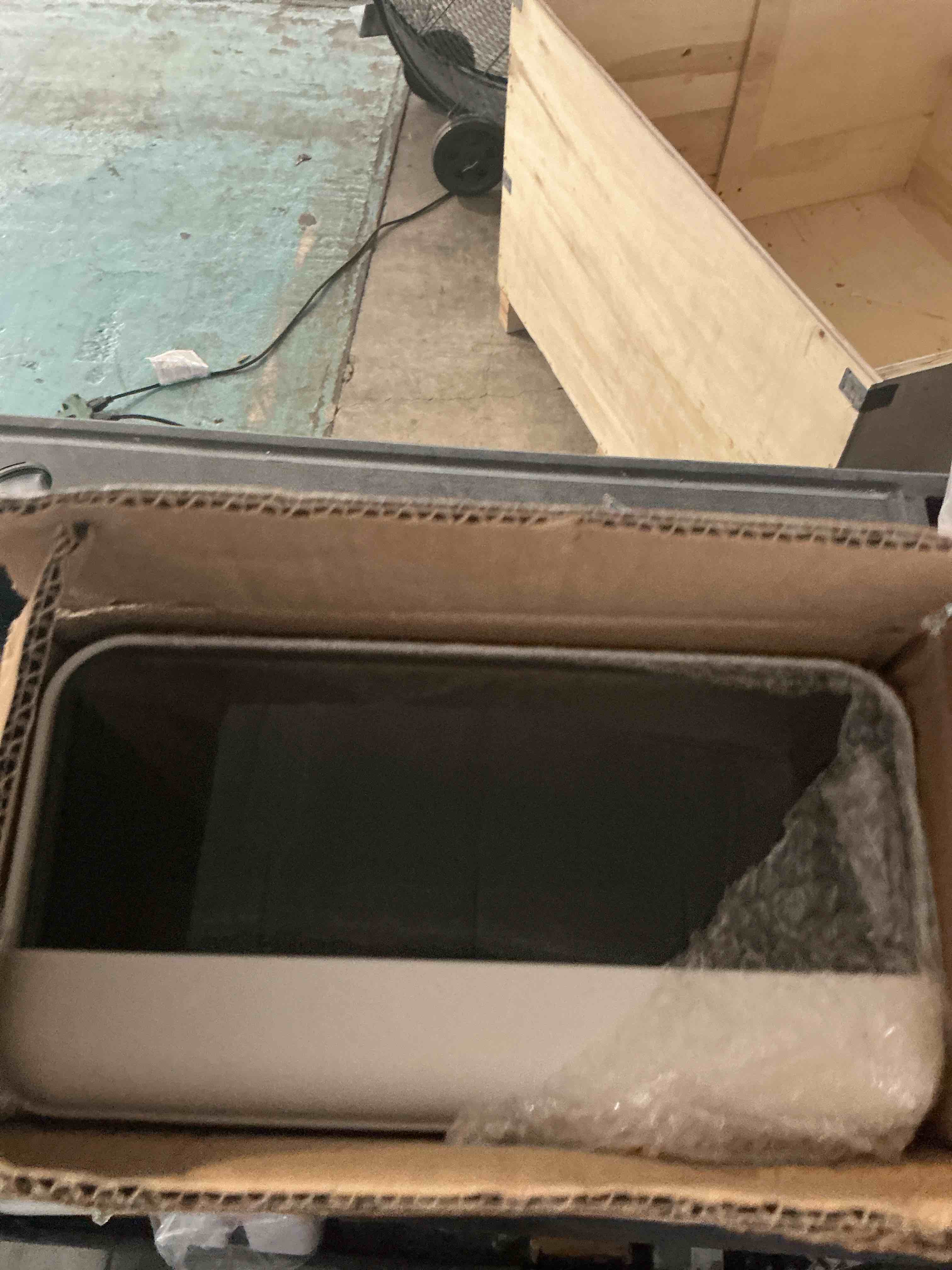 https://s3.amazonaws.com/lotting-images-prod/NonstopDeals/BRN3617512_1757541124412.jpeg