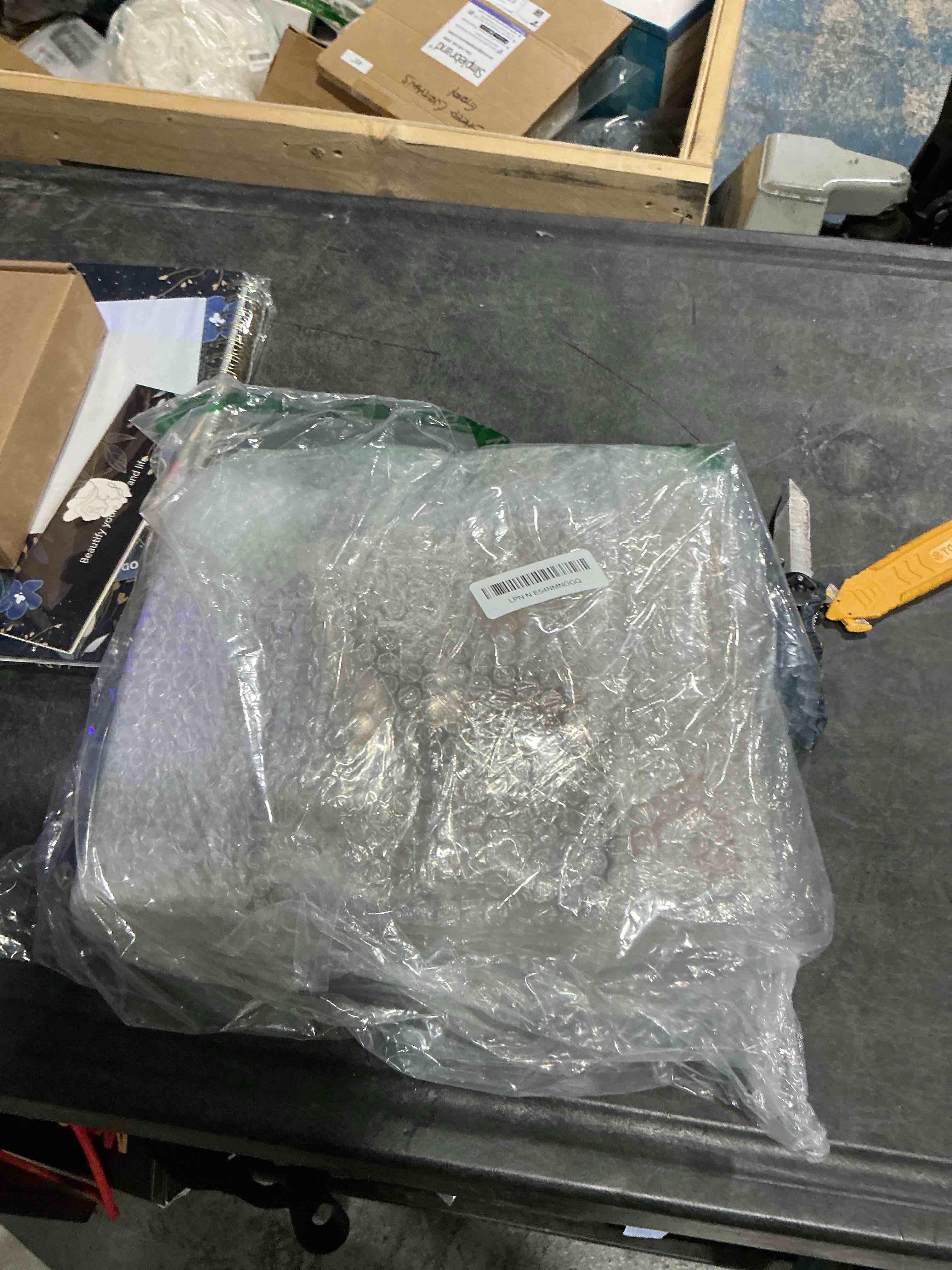 https://s3.amazonaws.com/lotting-images-prod/NonstopDeals/BRN3618012_1757811000026.jpeg