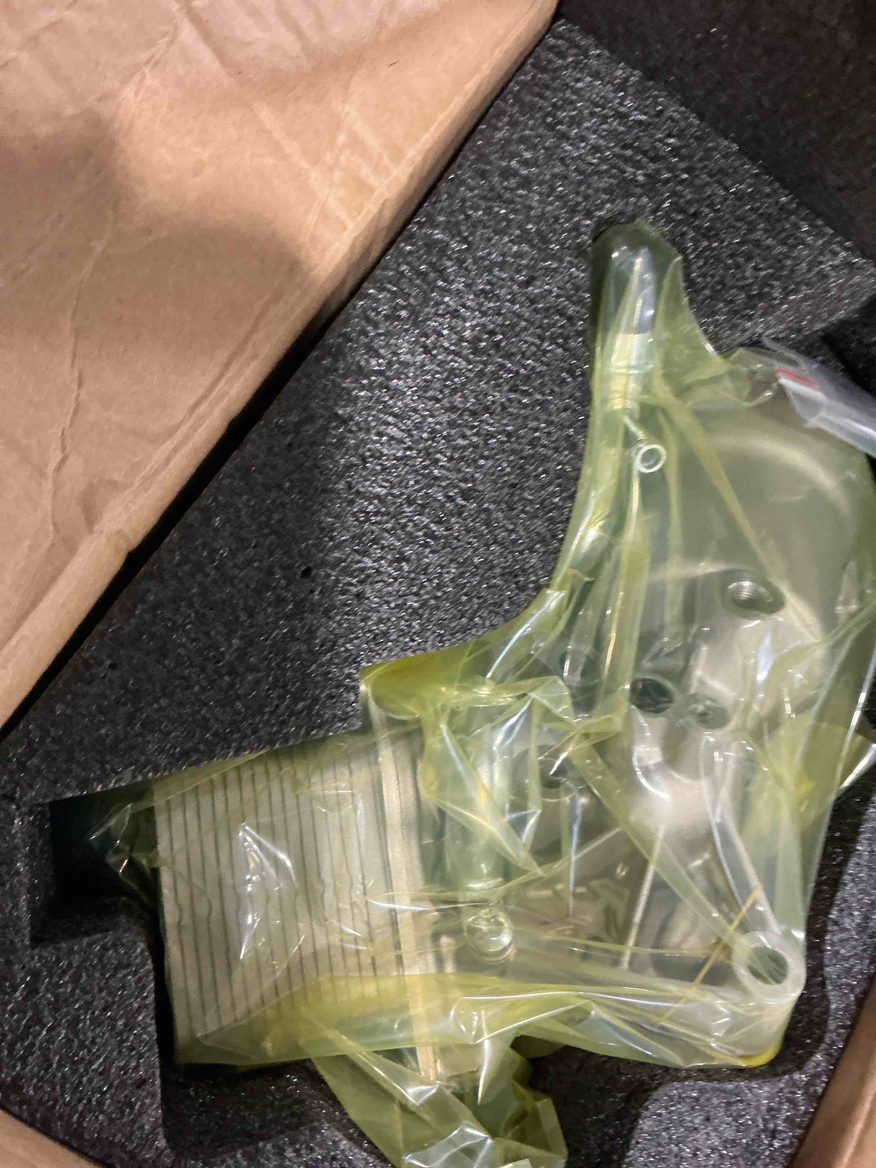 Condition photo showing Good Condition for Engine Oil Cooler Filter Housing Assembly with Extra Gaskets Compatible with 2011-2021 Chevy Cruze Limited Sonic Trax Buick Encore 1.4L Replaces 918-428 55566784 55565388 88179-91400