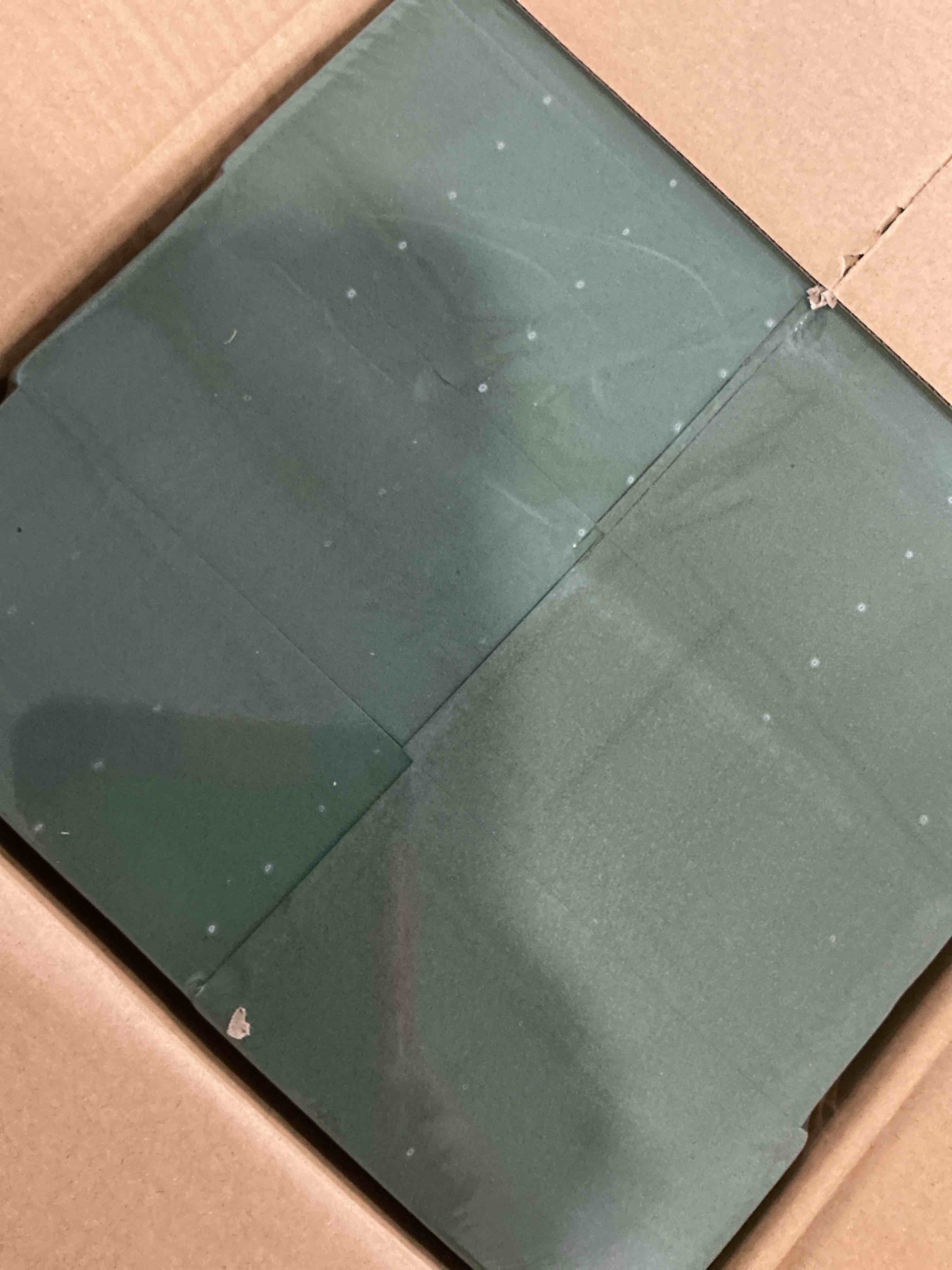 Condition photo showing Good Condition for CANIPHA8 Pieces Floral Foam Blocks, Green Floral Foam for Flower Arrangements, Flower Foam Blocks Florist Foam Dry Foam Plant Foam Wet Foam for Artificial Flowers, (5.5 X 3.2 X 1.8 Inches)