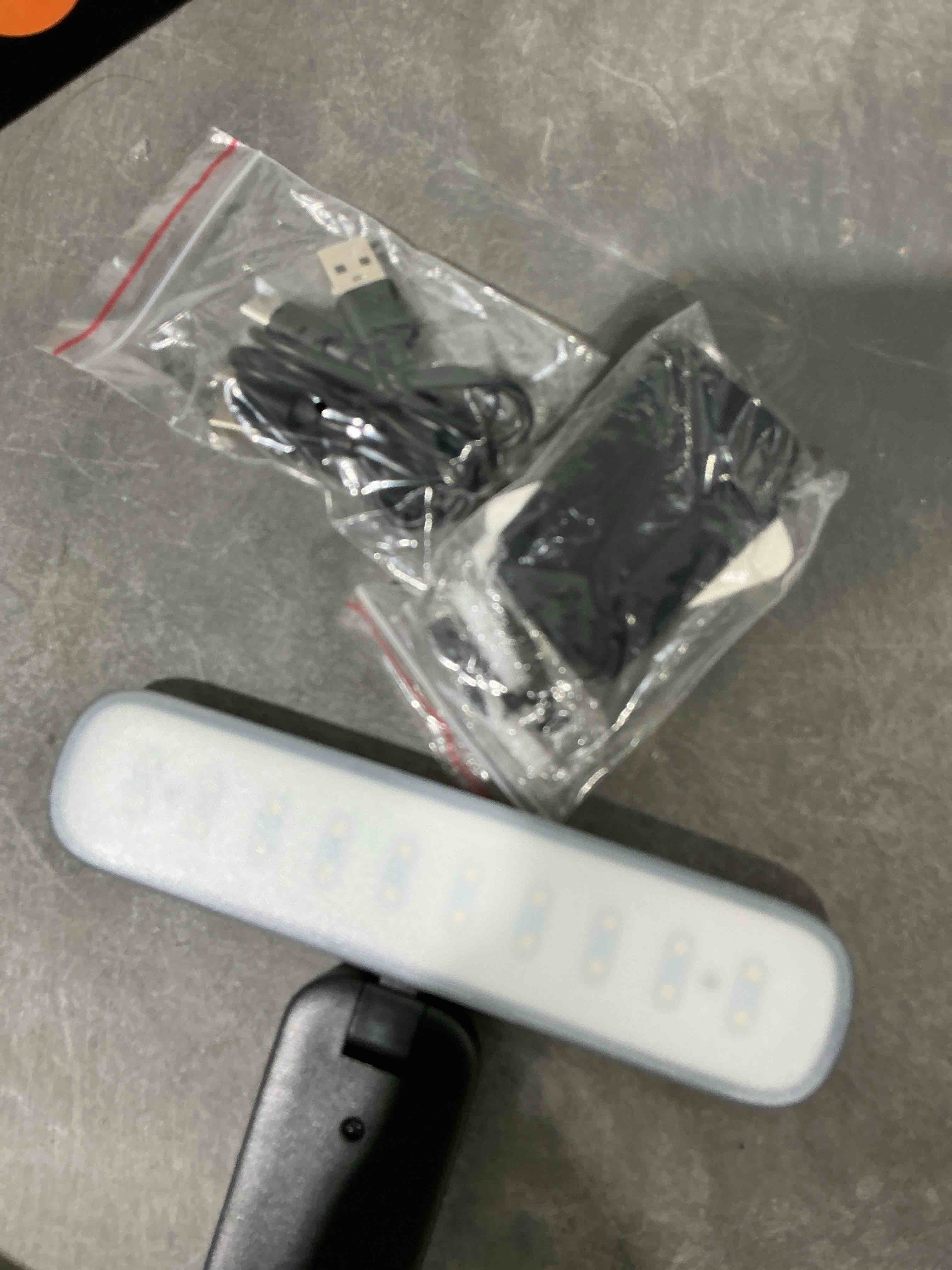 Condition photo showing Good Condition for FULEN 2 Pack Picture Lights for Wall,Battery Operated Wall Sconce Rechargeable,LED Wall Light Cordless with Remote,3 Color Temperature, Art Lights for Painting,Frame,Gallery,Dartboard Lights,Black Black 2 PACK