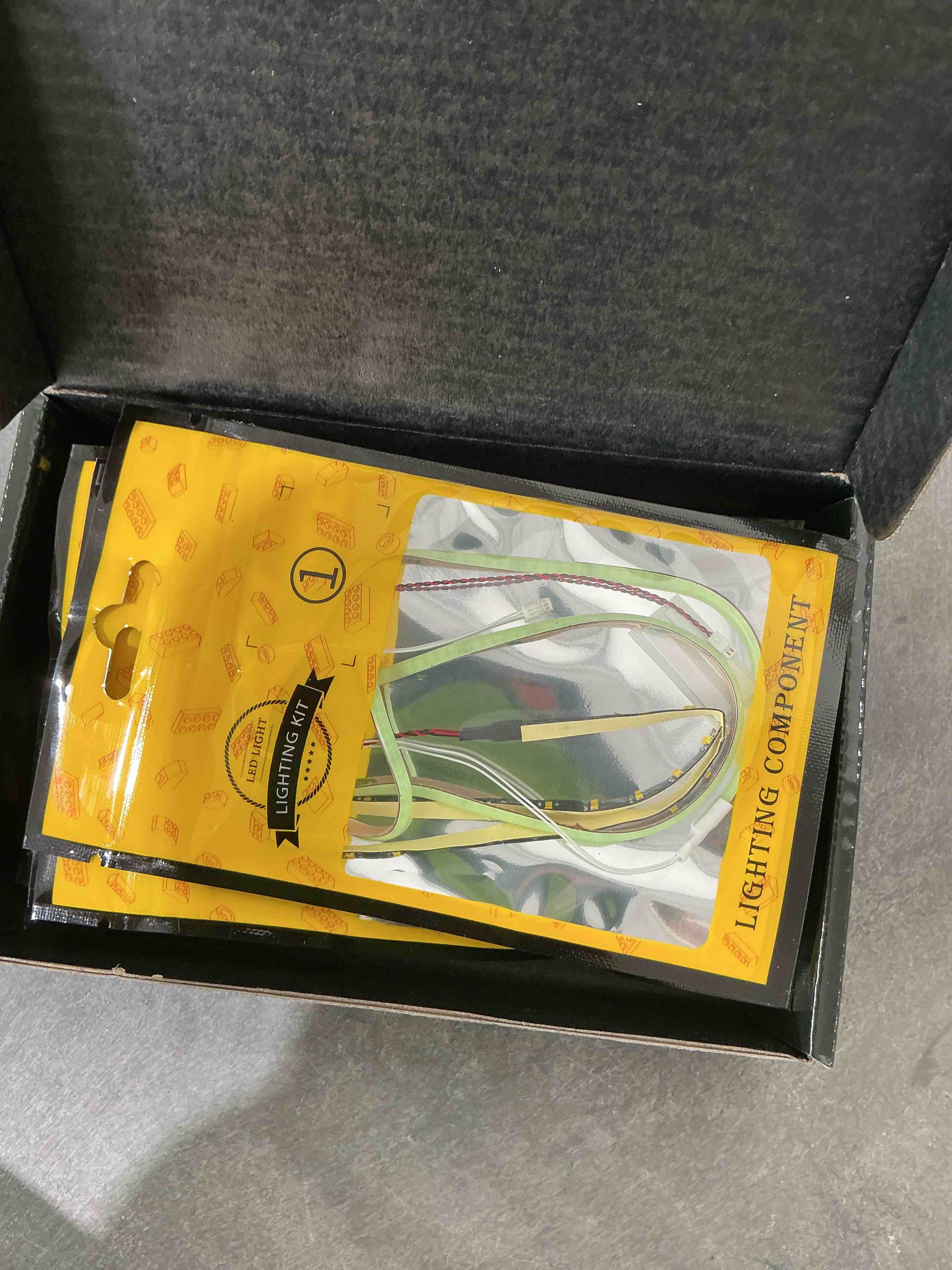 Condition photo showing Good Condition for Upgraded Led Light Kit Compatible with Lego Nike Slam Dunk Building Set, Lights Decoration Compatible with Lego 43010 (Model Not Included) Classic Version