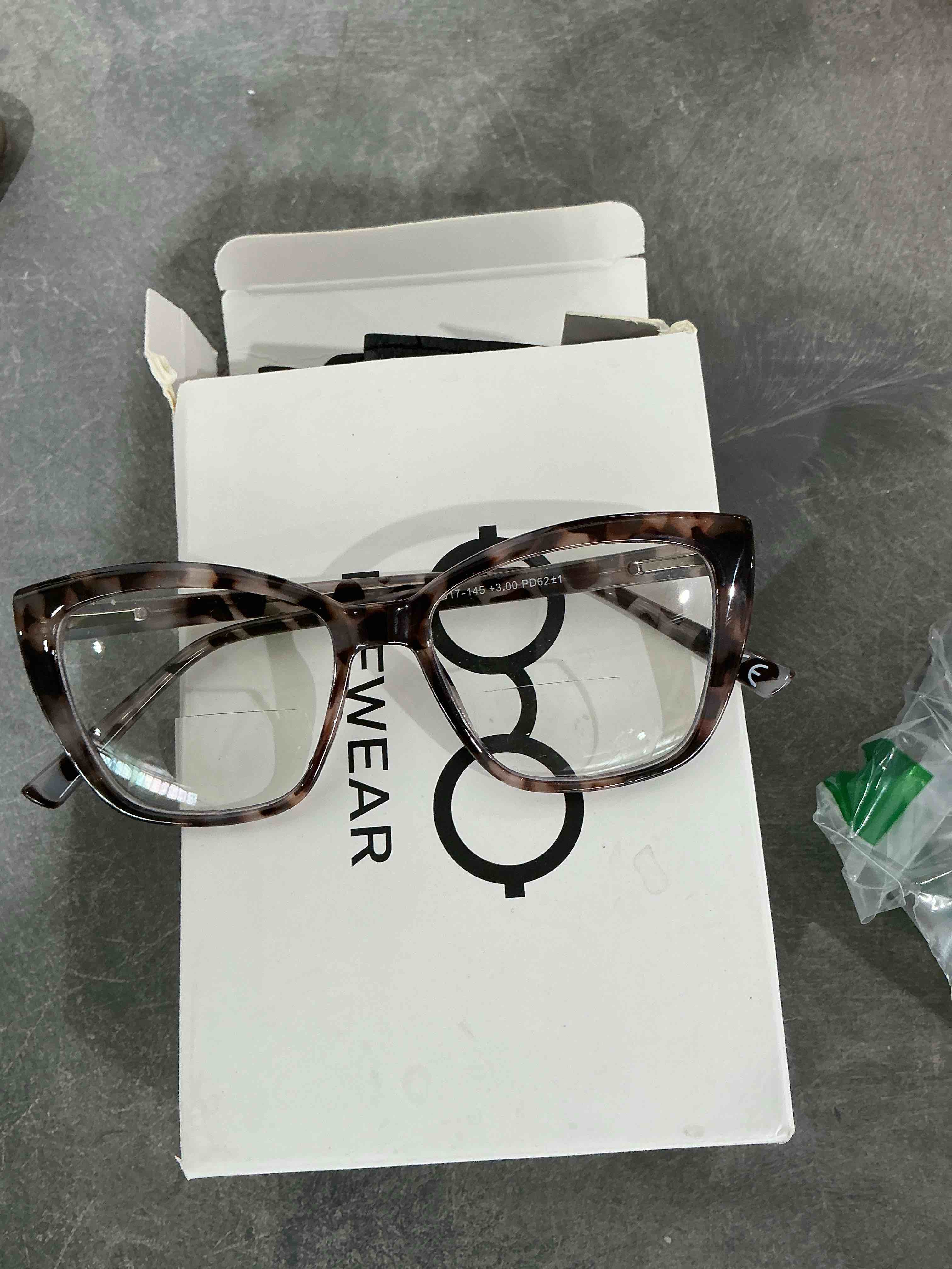 Condition photo showing Good Condition for Bifocal Reading Glasses Women Cat Eye Oversized Blue Light Blocking Computer Readers Designer Clear Top Eyewear PT2001 Bifocals ?black&pink&white? 3.0 Diopters