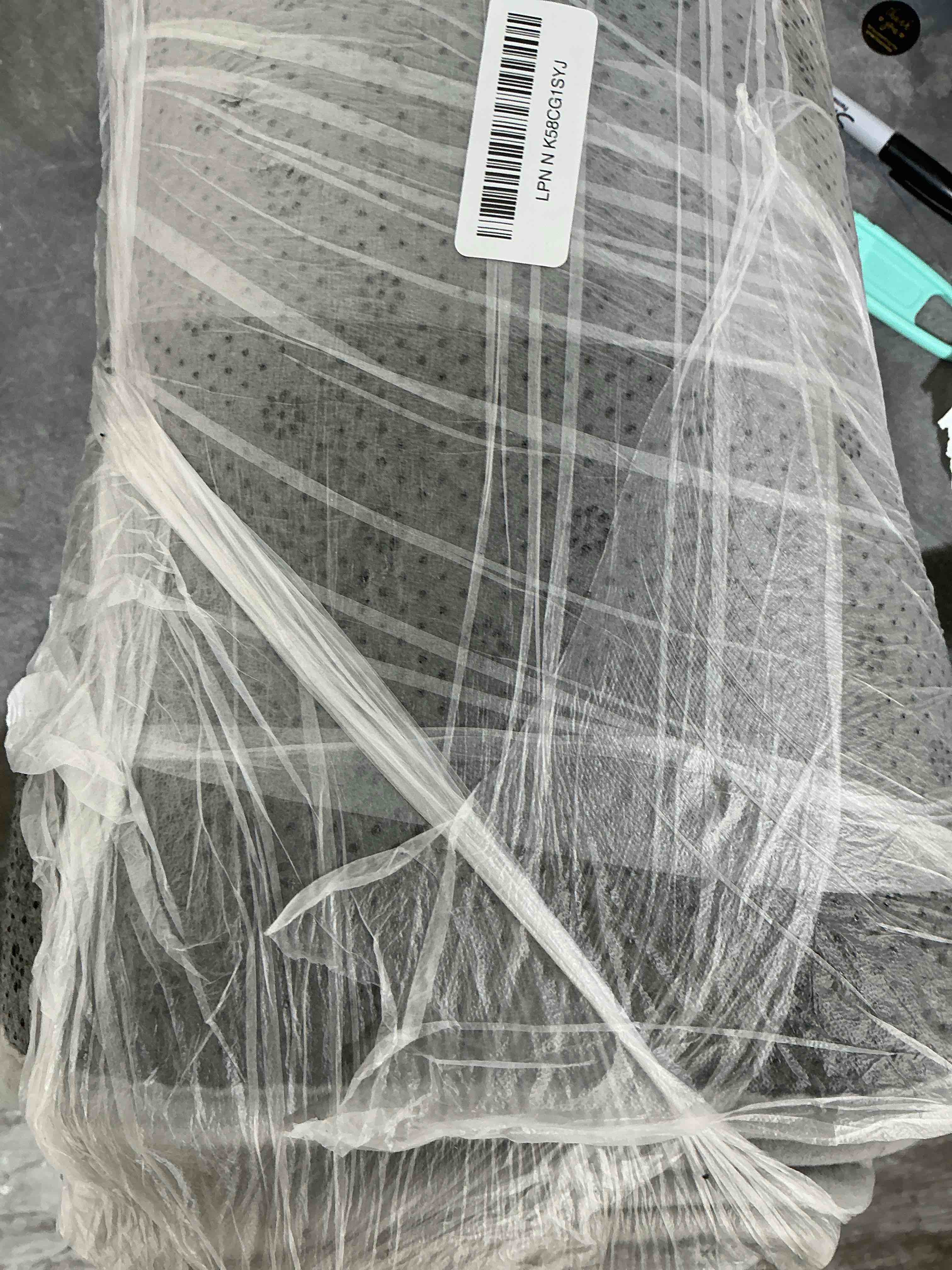 Condition photo showing Good Condition for Amearea Modern Soft Hallway Runner Rug, 2x8 Feet Area Rug Runners for Hallways, Washable Runner Rugs, Non Slip Memory Foam Rug Grey Runner Rugs Carpet for Entrance Kitchen Kids Room Decor, Grey 2' x 8' (Runner) Grey