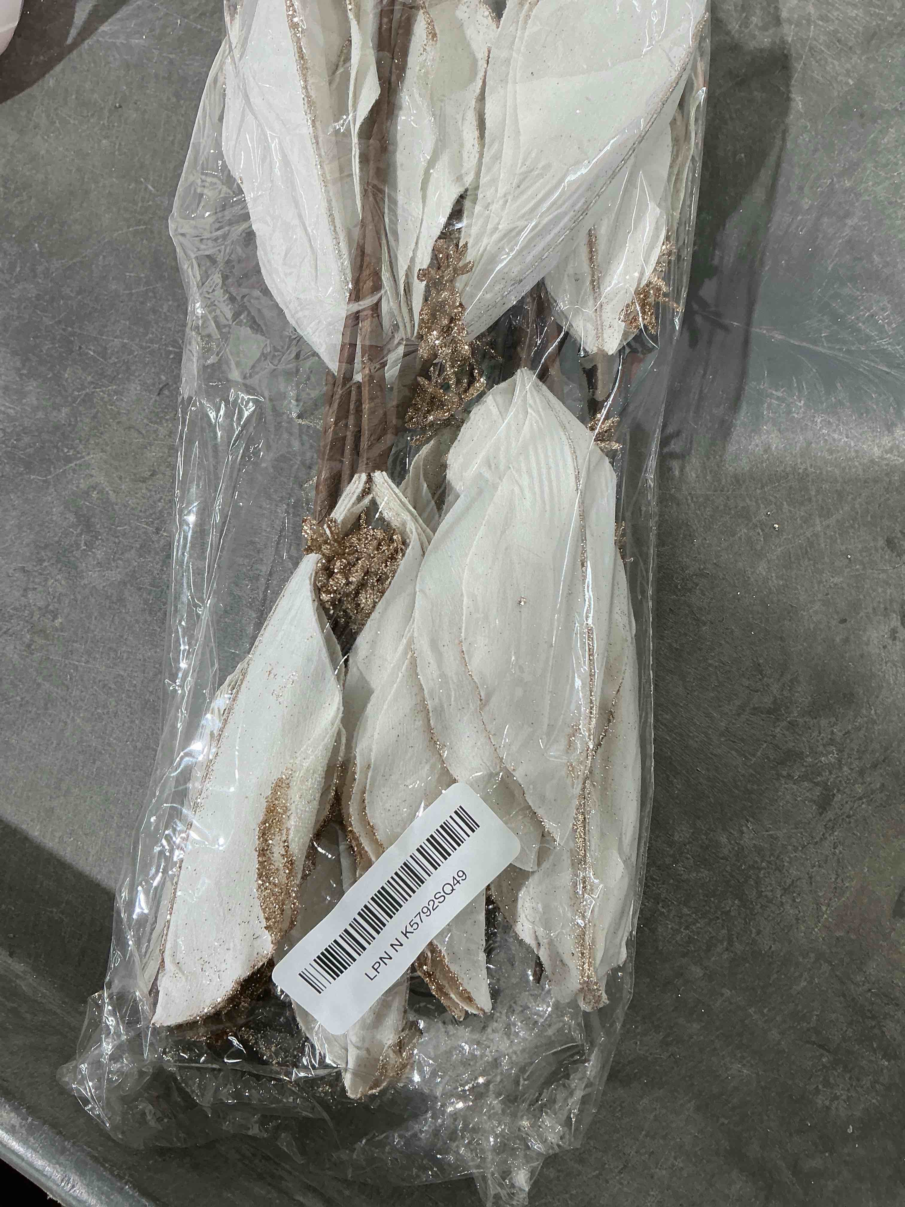 Condition photo showing Good Condition for 8 Pcs Large Christmas Flower Magnolia Flowers Christmas Tree Decoration Artificial Poinsettia Stems Velvet Xmas Ornaments for Xmas Tree Table Decor(White,12 Inch) White 12 Inch