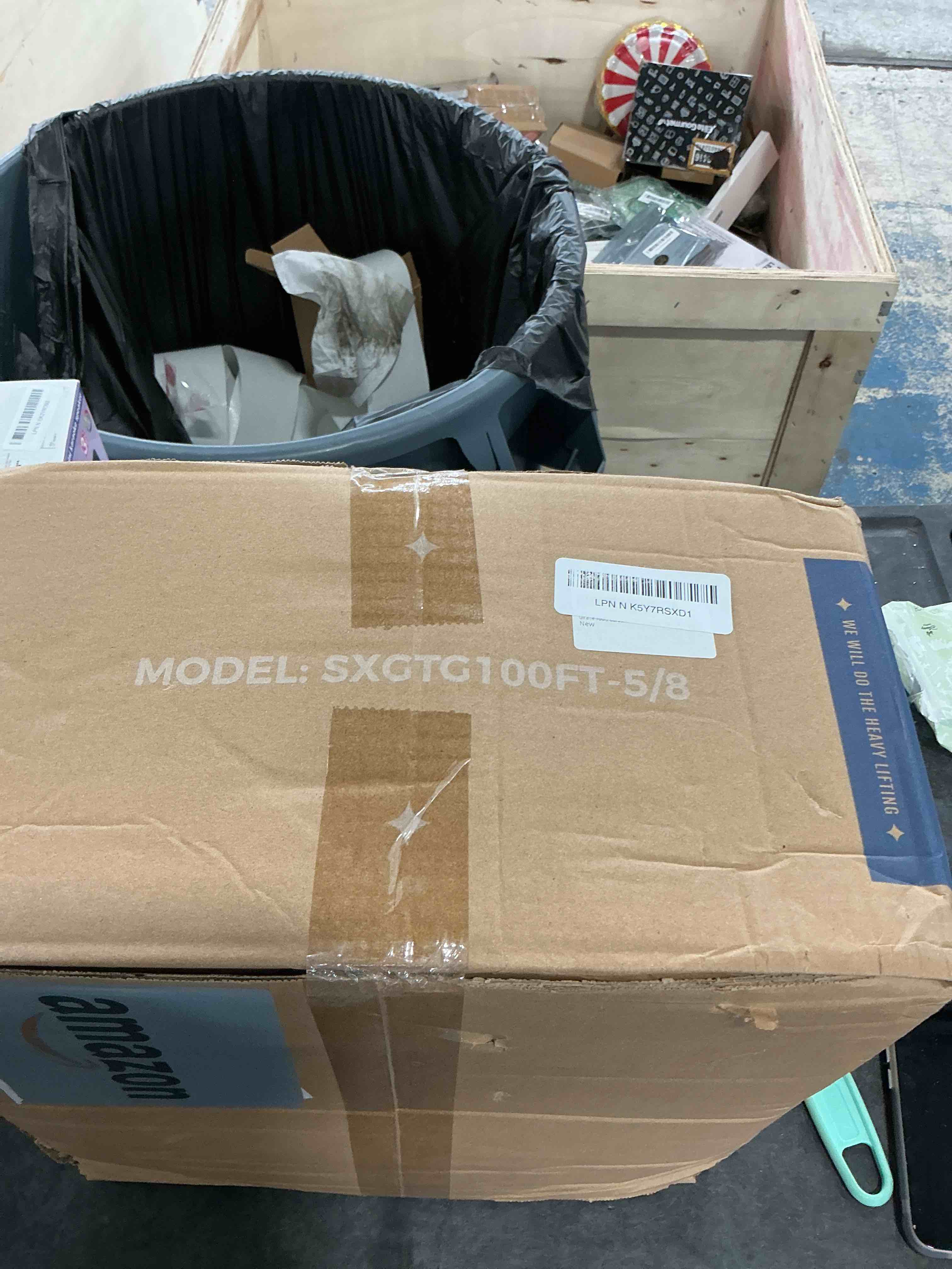 Condition photo showing New/Like New for Giraffe Tools Garden Hose 100ft x 5/8", Custom Length, Heavy Duty, No Kink, Flexible, Rubber Garden Hose, Leakproof Water Hose with Male to Female Fittings, 600 Burst PSI