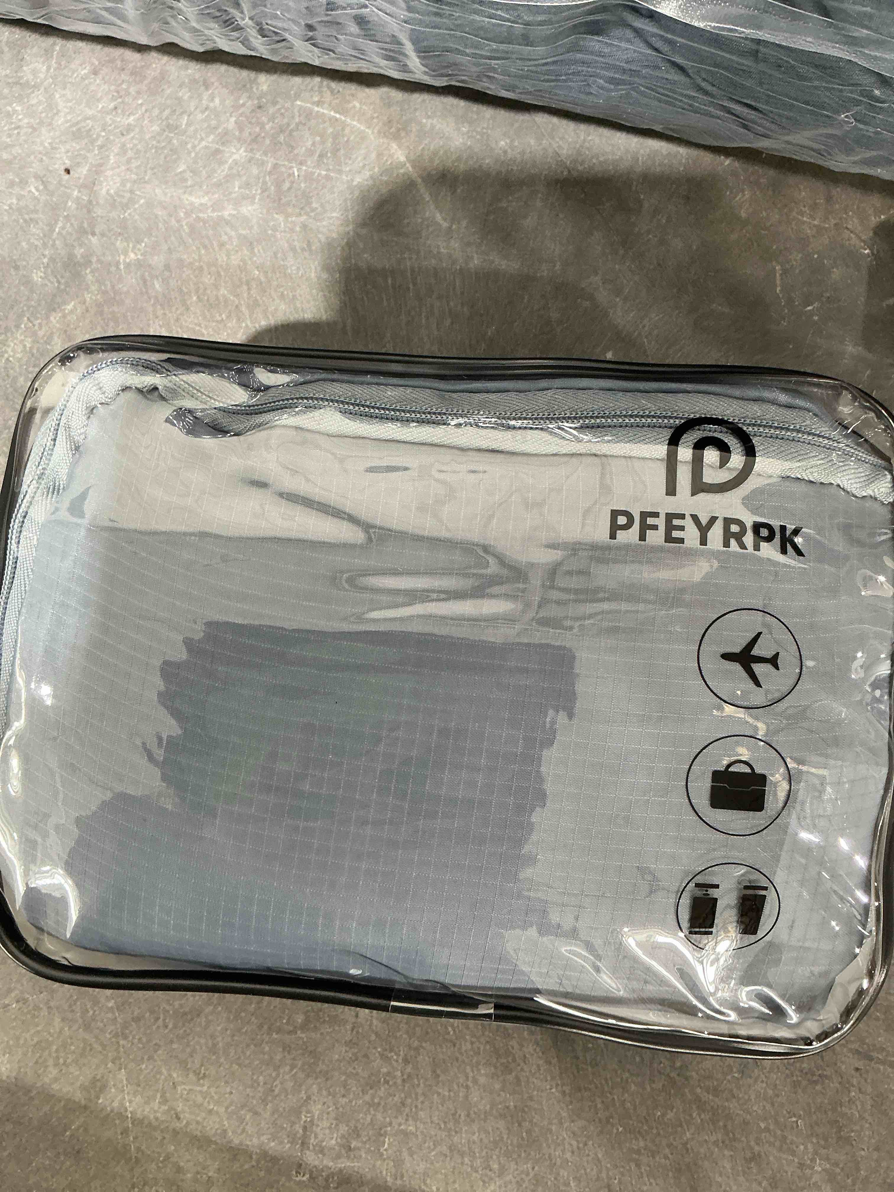 Condition photo showing Good Condition for Lightweight Compression Packing Cubes for Suitcases, Compressible Expandable Travel Packing Organizer with Clear Toiletries and Backpack Bag, Travel Essentials for Carry on Luggage 7 Set 10 Mesh/Gray 10 Set