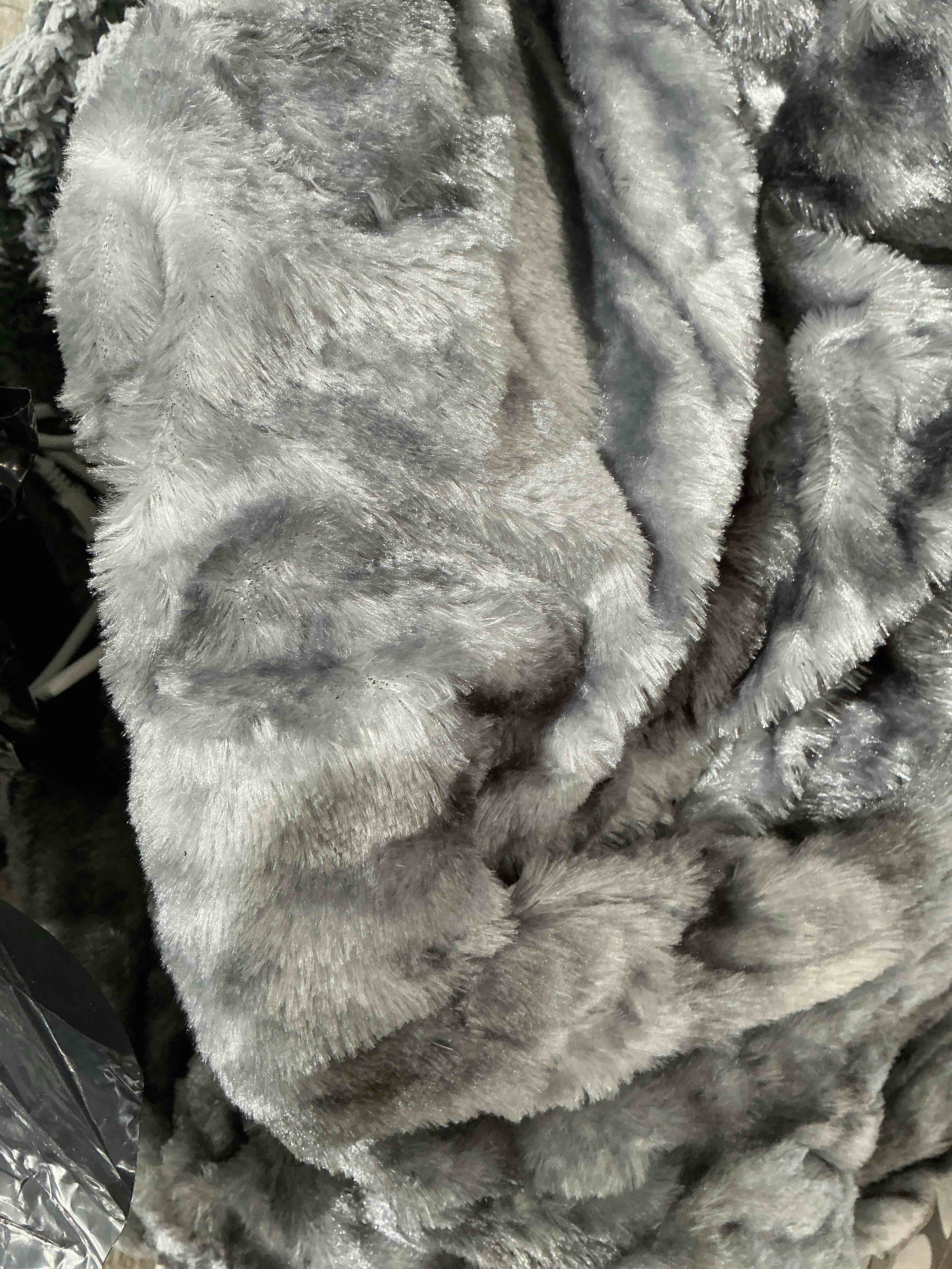 Condition photo showing Good Condition for Electric Heated Blanket Queen 84''x90''Size Faux Fur Heating Blanket 10 Heating Settings, 1-8h Timer & Overheat Protection, Machine Washable, Soft Flannel and Sherpa Full Body Warmth Light Gray Queen