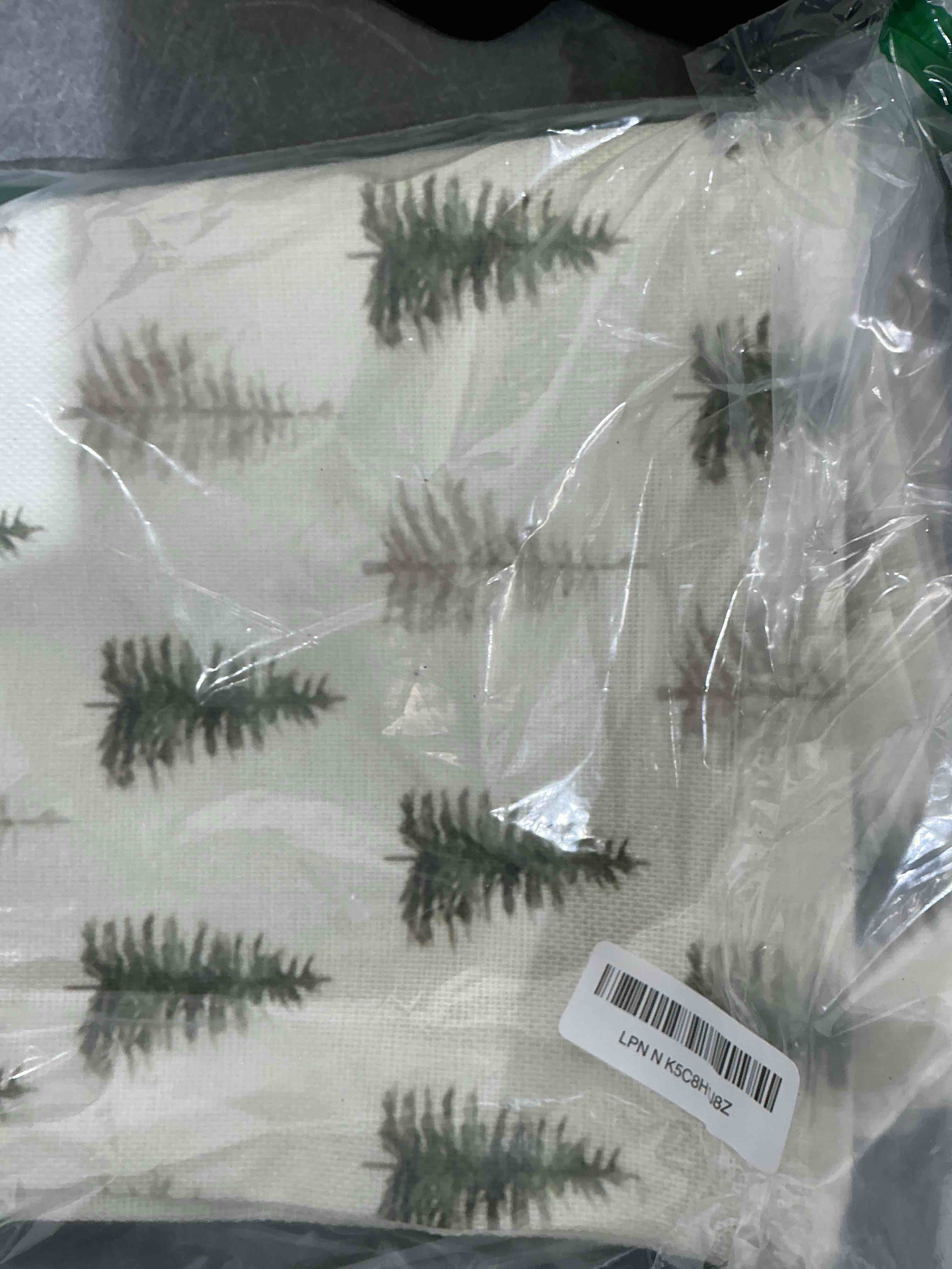 Condition photo showing Good Condition for RABUSOFA Christmas Pillow Covers 20x20 Inch Set of 2,Green Christmas Tree Winter Outdoor Cushion Cases Decorations for Home Holiday Couch Xmas(25031G-20) (Green, 20" x 20" (Pack of 2)) Green 20" x 20" (Pack of 2)