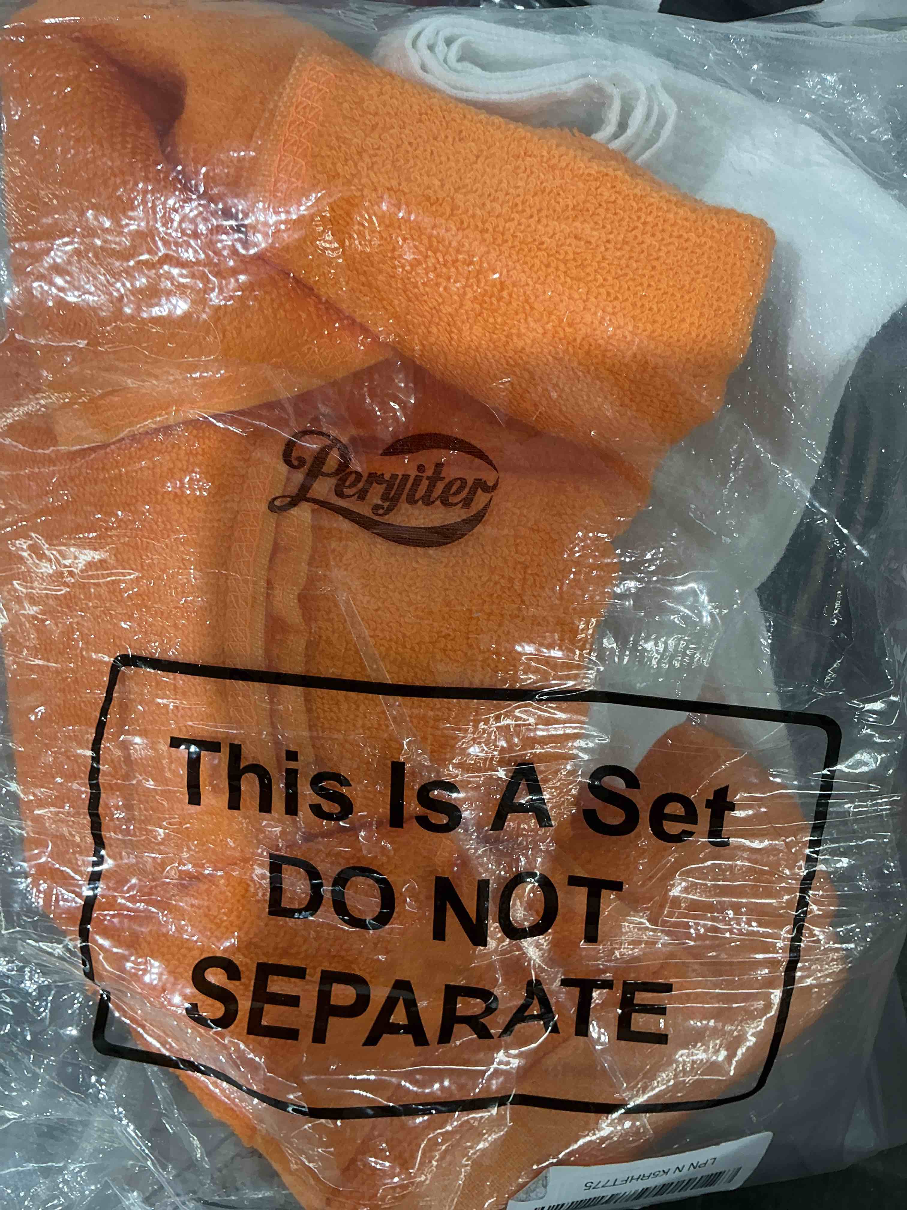 Condition photo showing Good Condition for JOYIN 5 Pieces Christmas Santa Bathroom Decoration Set with Toilet Seat Cover, Tank Cover, Toilet Paper Cover , Xmas Bathroom Indoor Decor for Holiday Use Party Favors