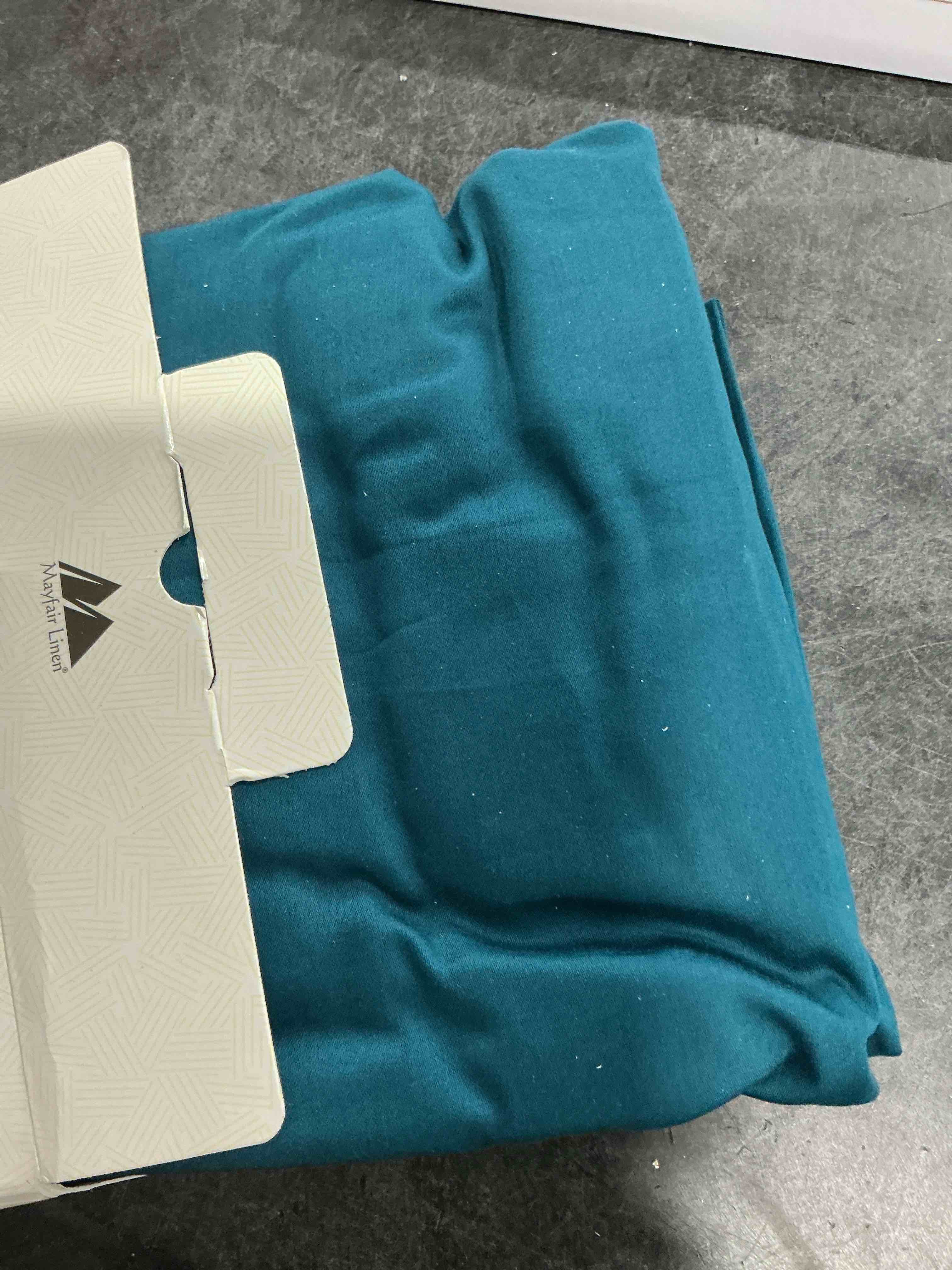 Condition photo showing Good Condition for MAYFAIR LINEN Twin XL Fitted Sheet Only - 100% Egyptian Cotton 600 Thread Count 16" Deep Pocket Fitted Sheets Twin XL, Soft Cooling Sateen Durable Bottom Sheet, Fits College Dorm Mattress - Teal Twin XL 12 - Teal