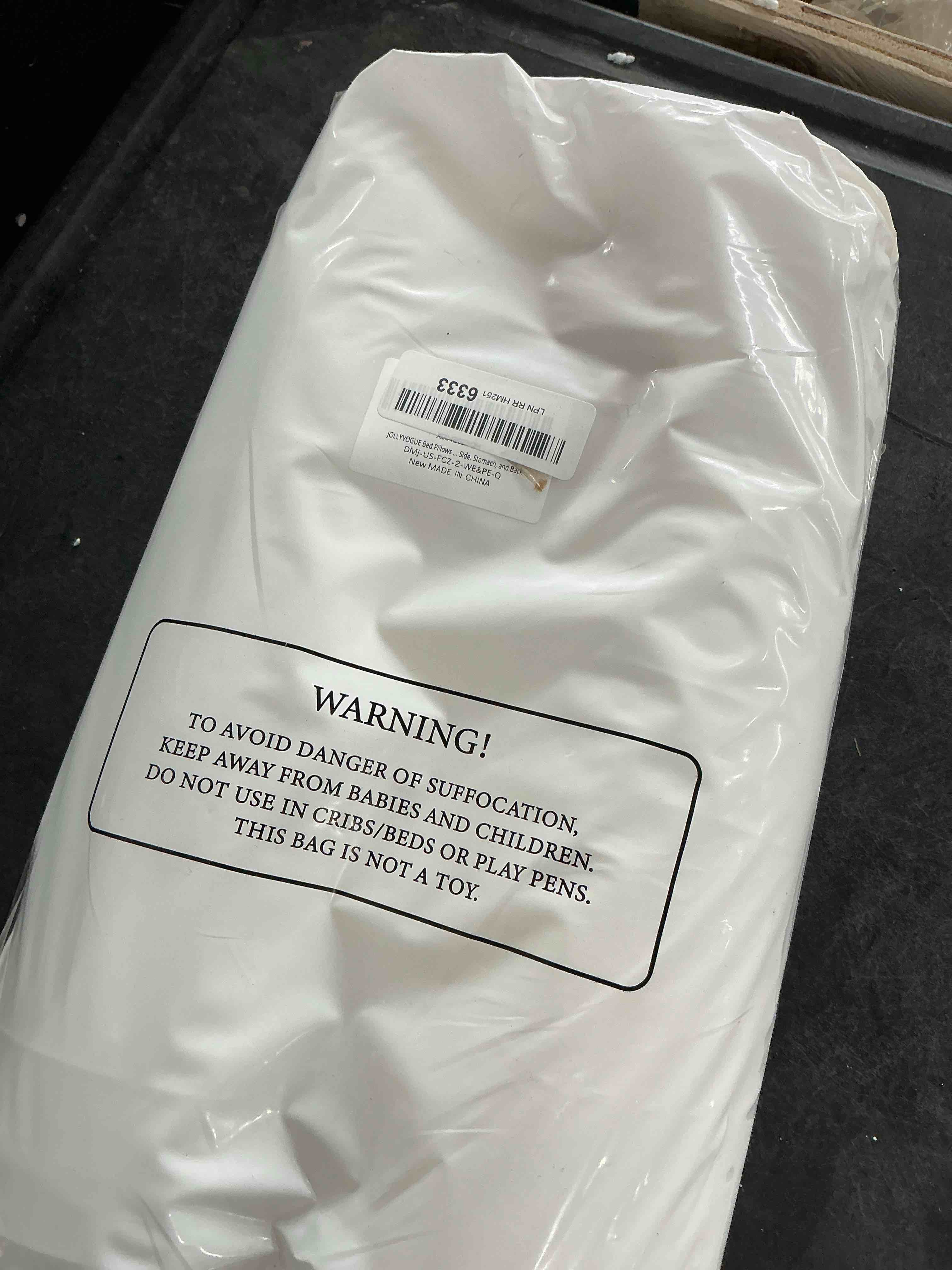 Condition photo showing Good Condition for JOLLYVOGUE Pillows Queen Size Set of 2, Medium Supportive Bed Pillows with Super Soft Down Alternative Fill, Luxury Fluffy Hotel Quality for Side, Back, and Stomach Sleepers 2 Queen