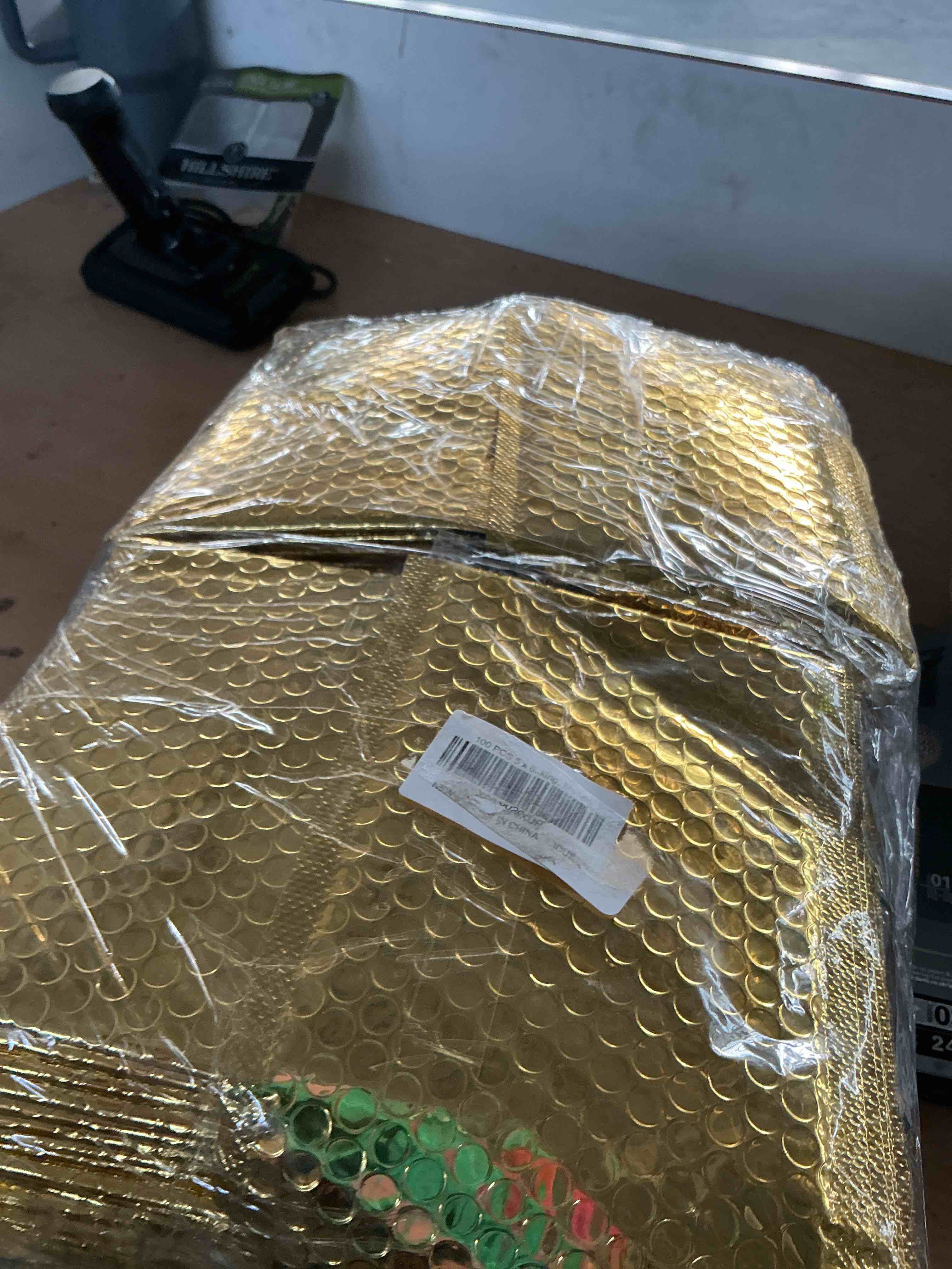 https://s3.amazonaws.com/lotting-images-prod/NonstopDeals/BRN7013923_1789504928664.jpeg