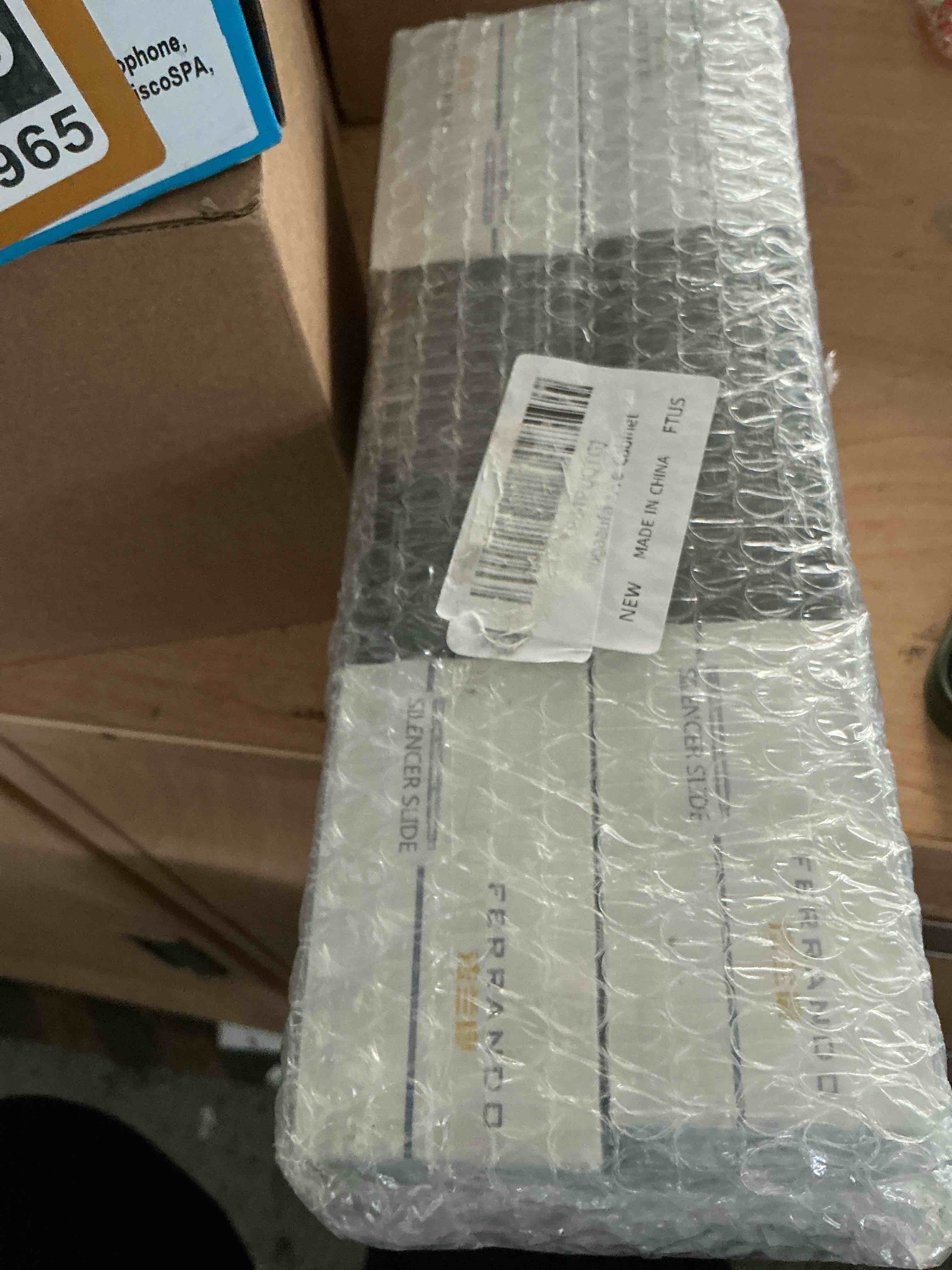 https://s3.amazonaws.com/lotting-images-prod/NonstopDeals/BRN7013968_1789509310471.jpeg