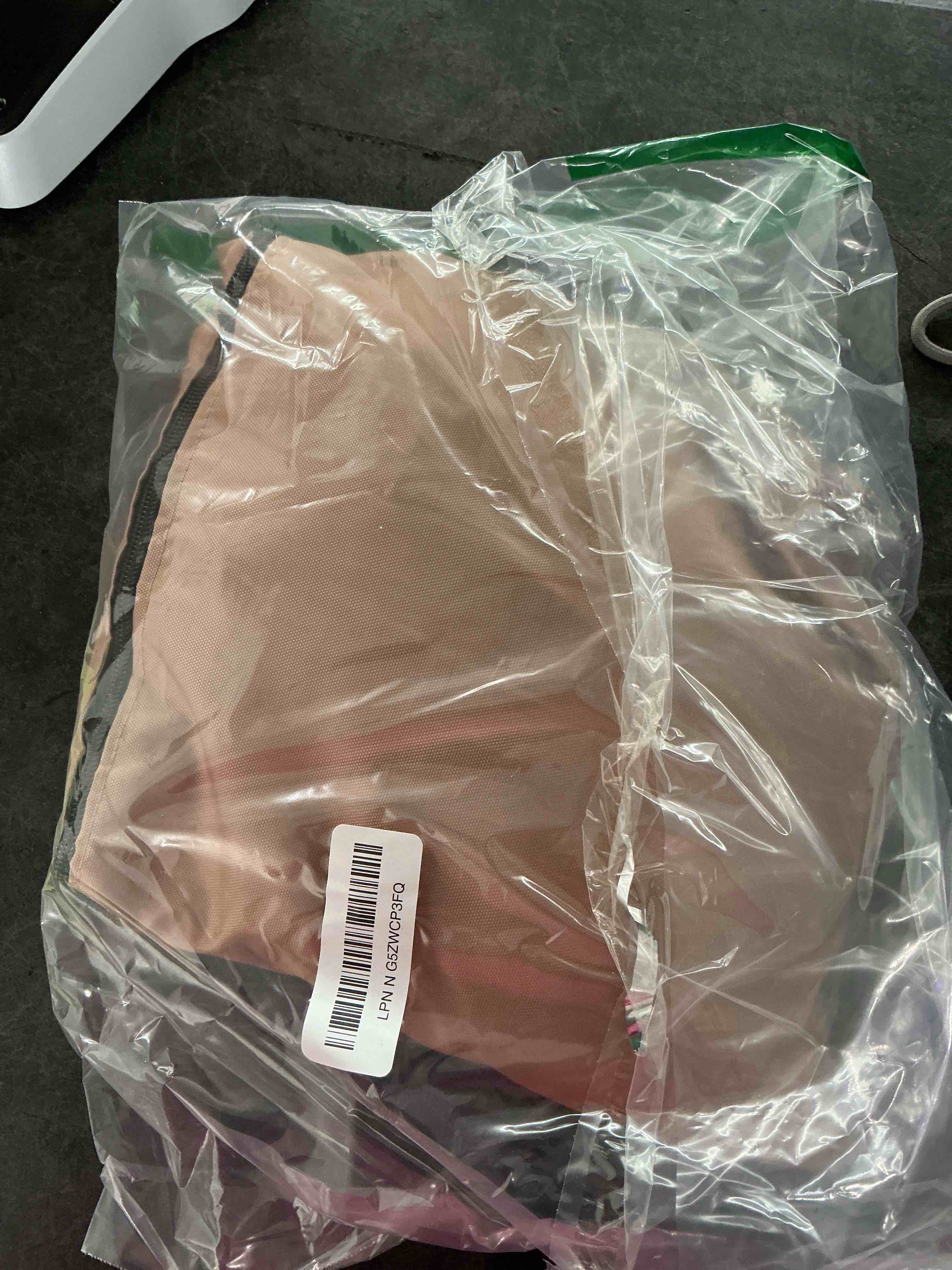 https://s3.amazonaws.com/lotting-images-prod/NonstopDeals/GRA3505042_1759940542028.jpeg