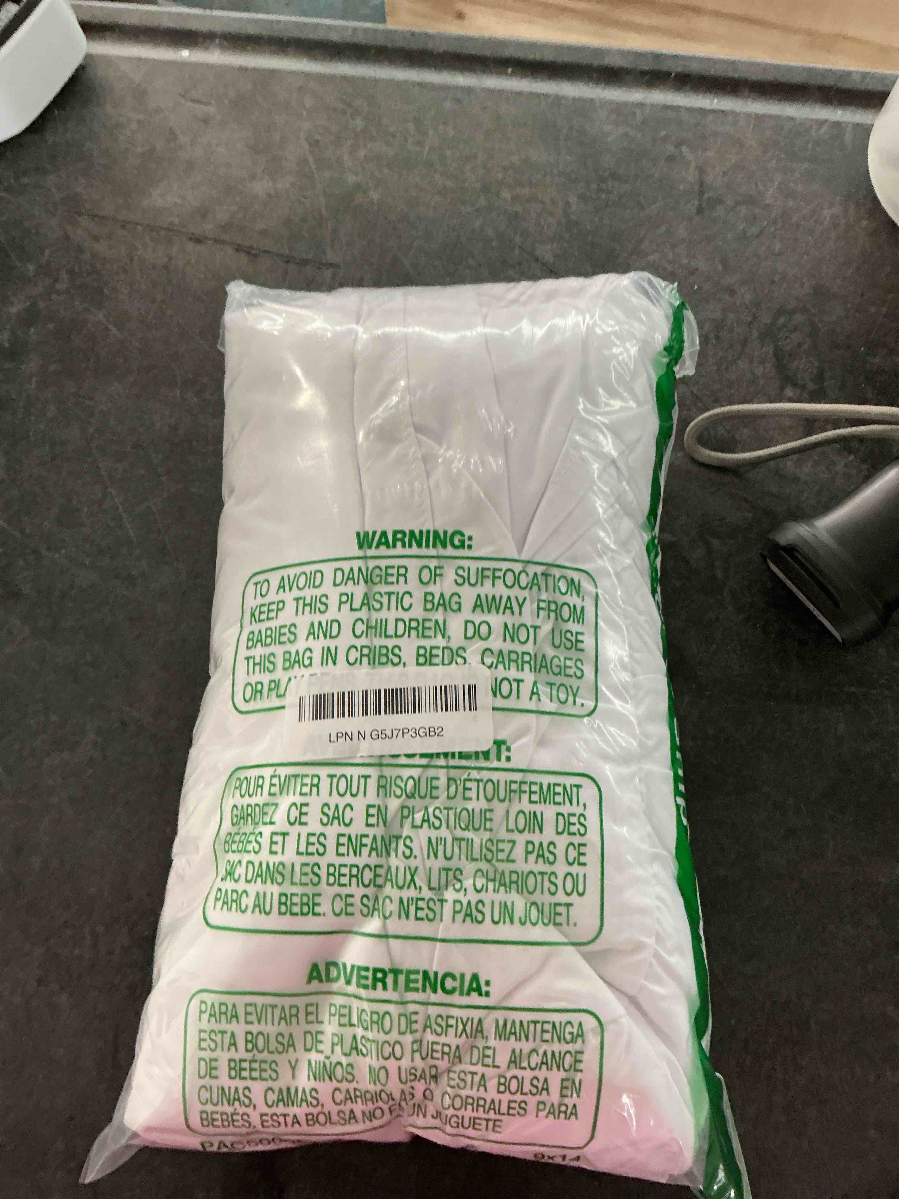 https://s3.amazonaws.com/lotting-images-prod/NonstopDeals/GRA3505052_1759941734680.jpeg