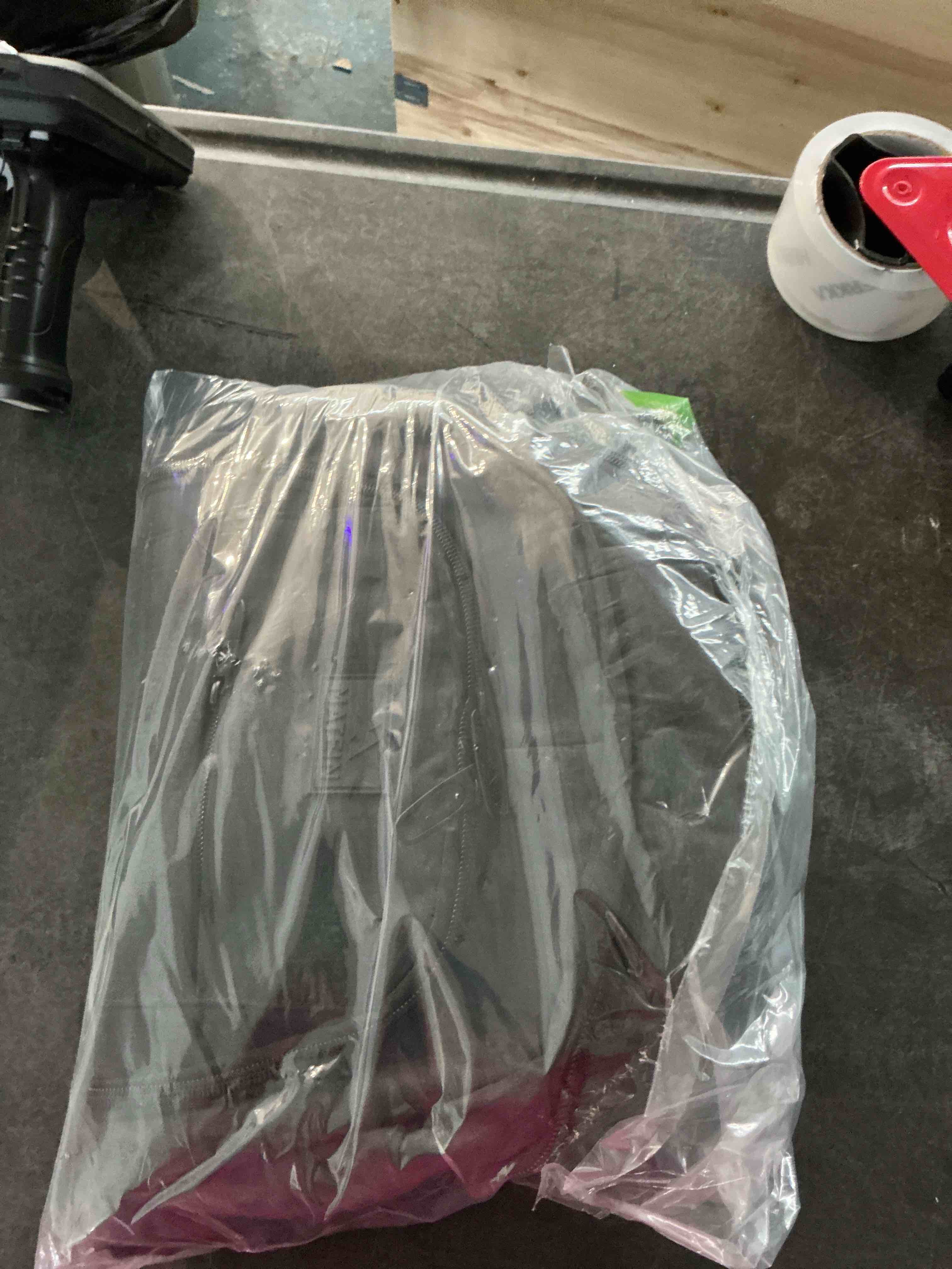 https://s3.amazonaws.com/lotting-images-prod/NonstopDeals/GRA3505056_1759942287683.jpeg