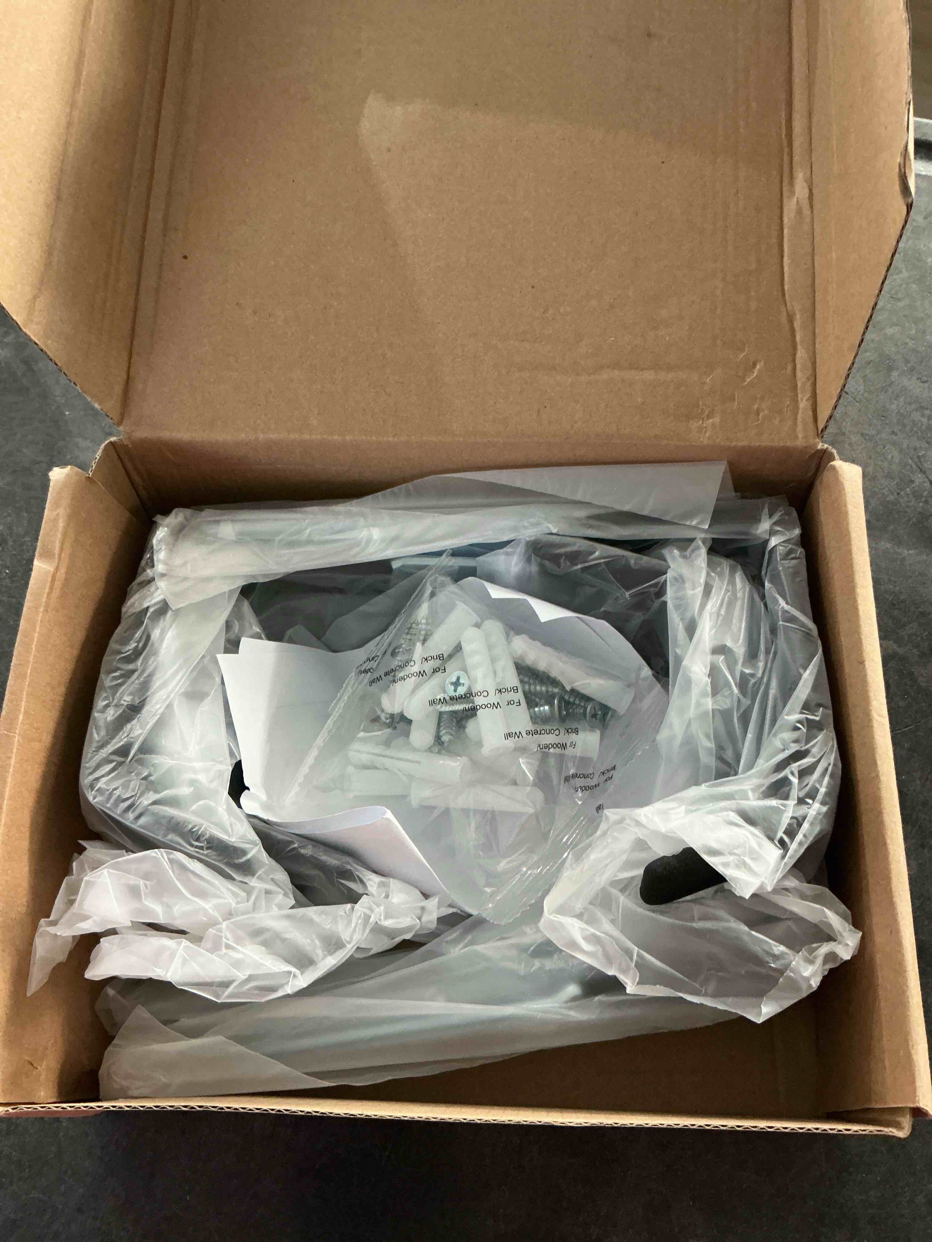 https://s3.amazonaws.com/lotting-images-prod/NonstopDeals/GRA3505130_1759961839548.jpeg