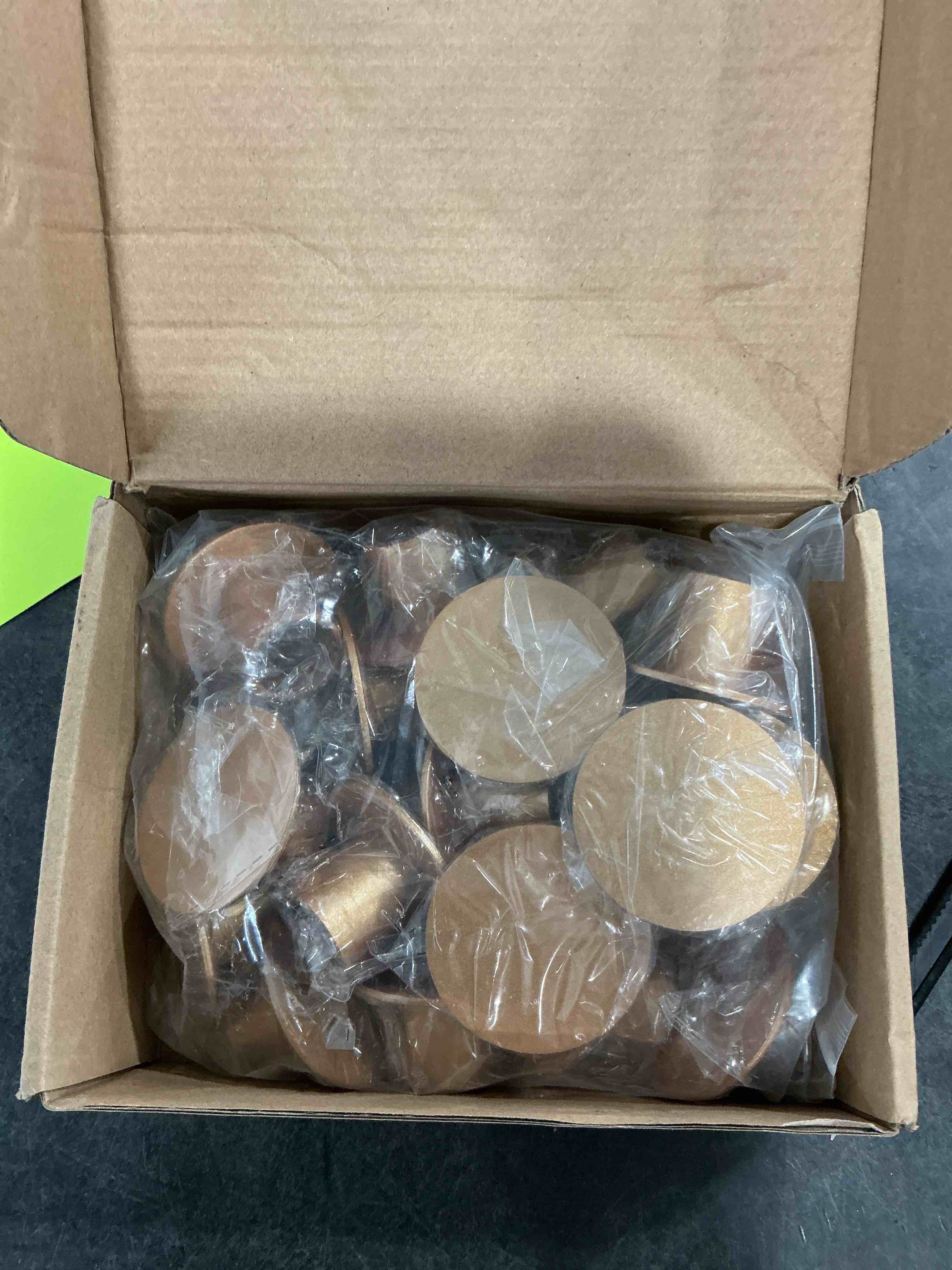 https://s3.amazonaws.com/lotting-images-prod/NonstopDeals/GRA3505154_1760024398107.jpeg