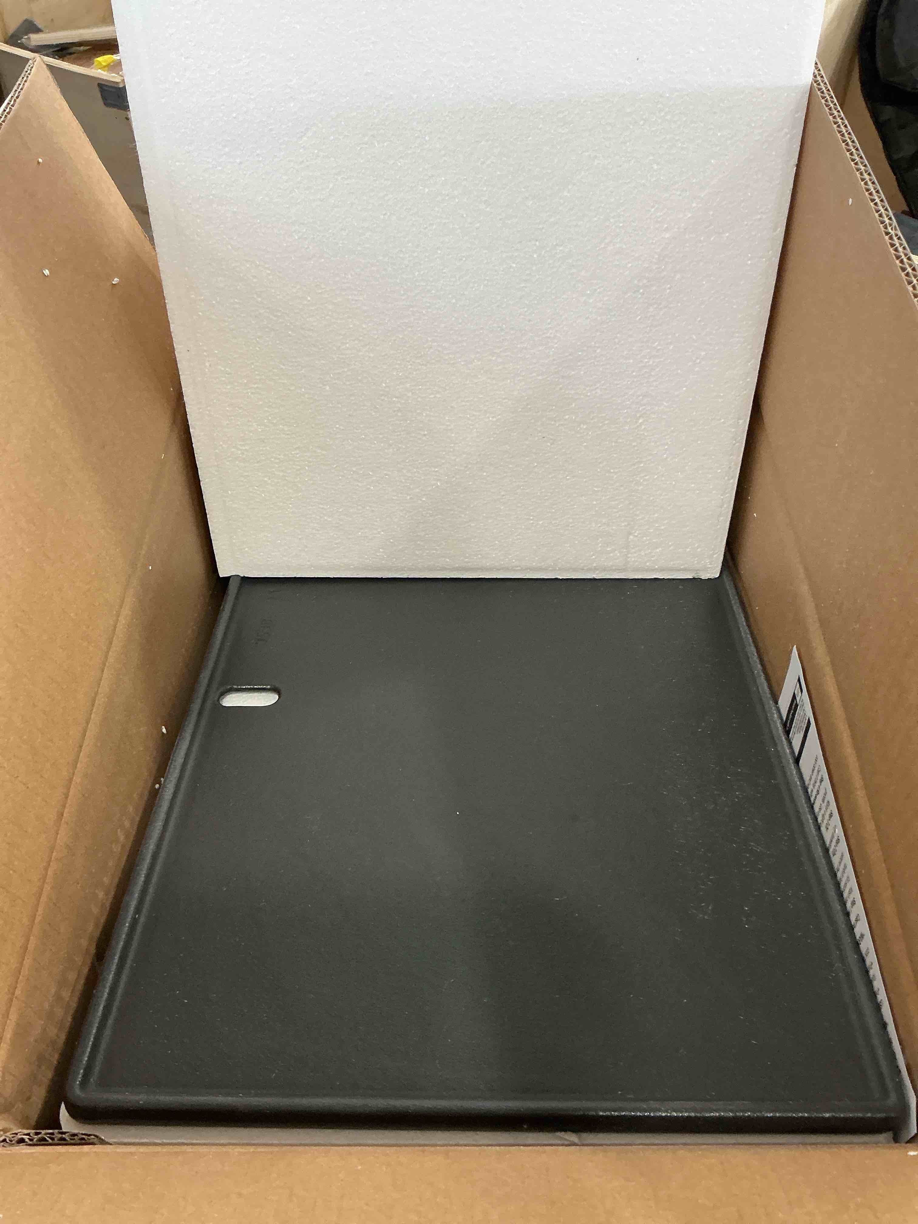 https://s3.amazonaws.com/lotting-images-prod/NonstopDeals/GRA3505196_1760031781130.jpeg