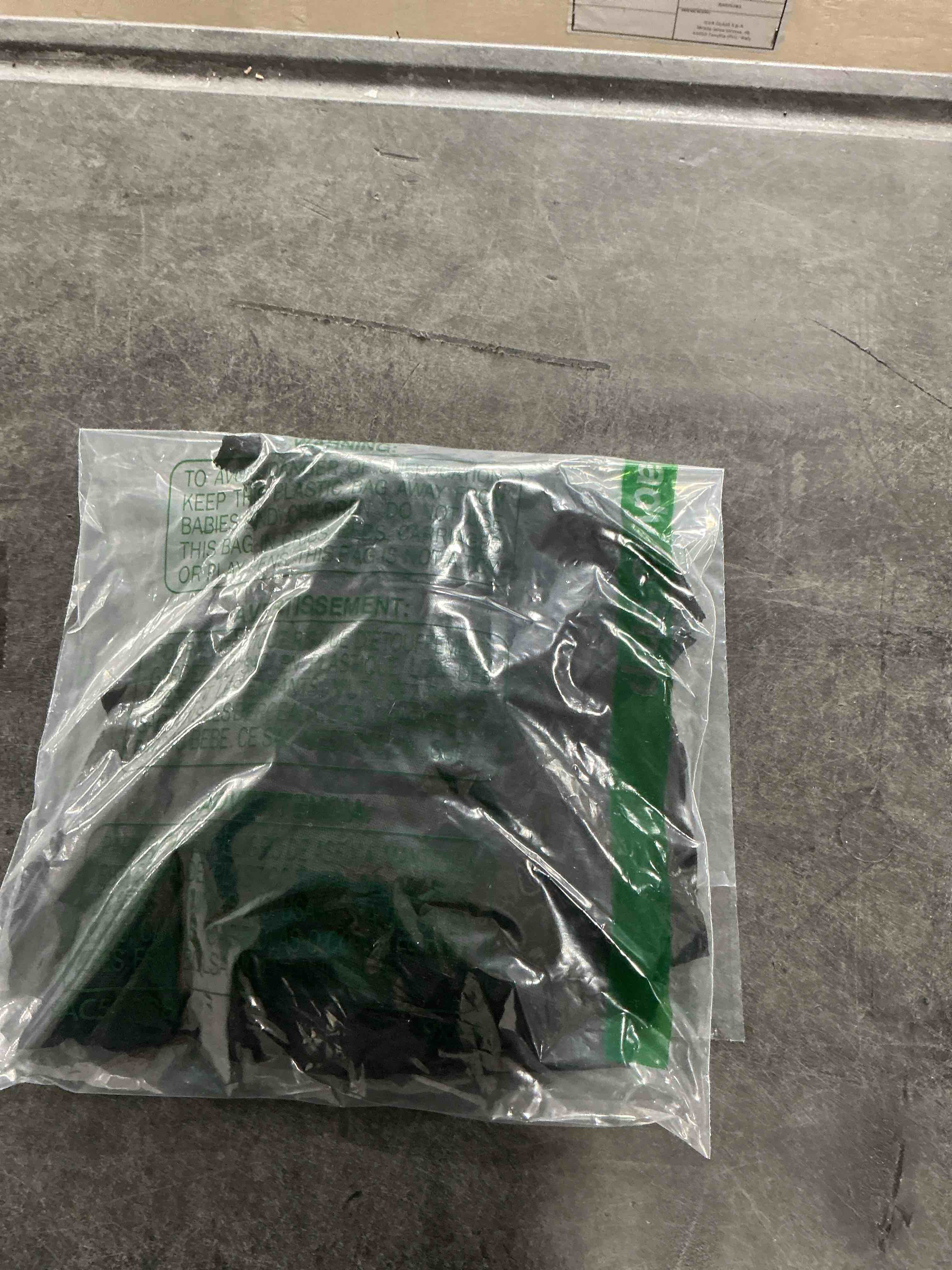 https://s3.amazonaws.com/lotting-images-prod/NonstopDeals/GRA3505251_1760043480417.jpeg