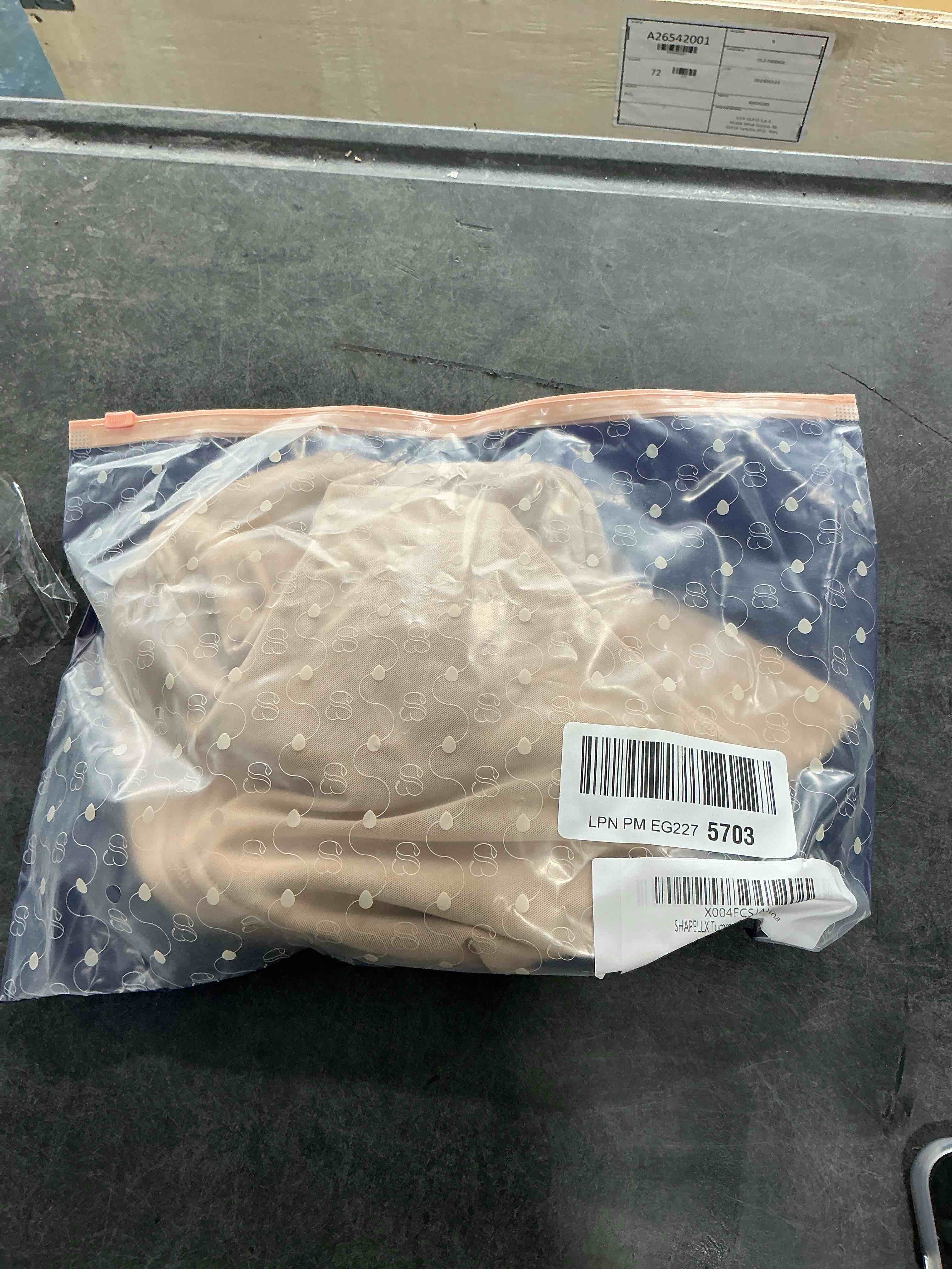 https://s3.amazonaws.com/lotting-images-prod/NonstopDeals/GRA3505253_1760043798111.jpeg