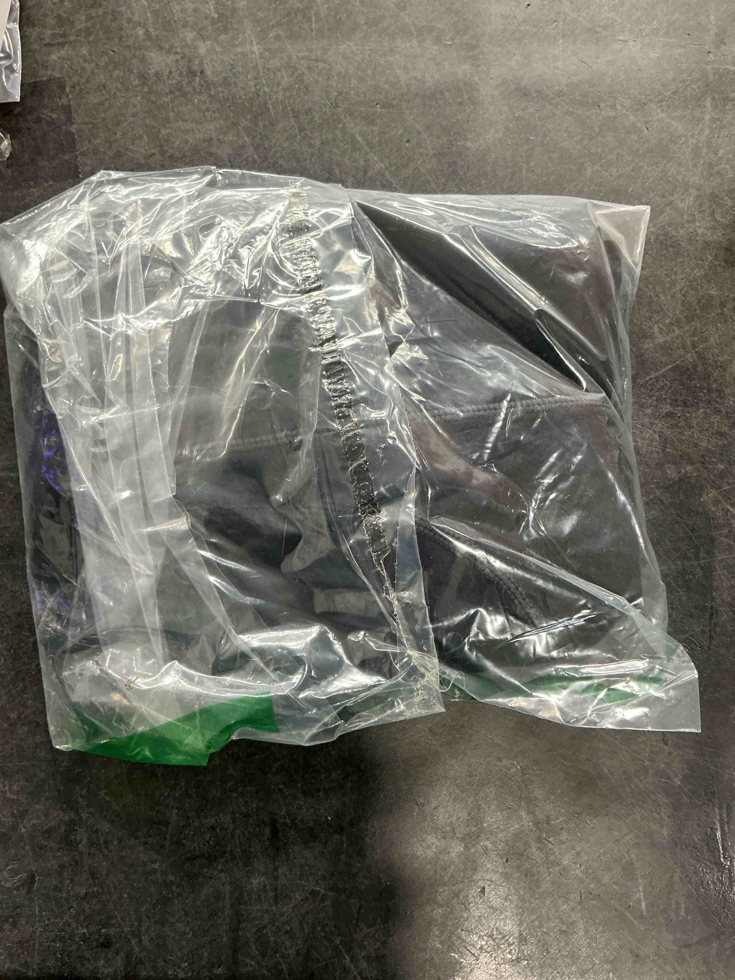 https://s3.amazonaws.com/lotting-images-prod/NonstopDeals/GRA3505257_1760044507264.jpeg