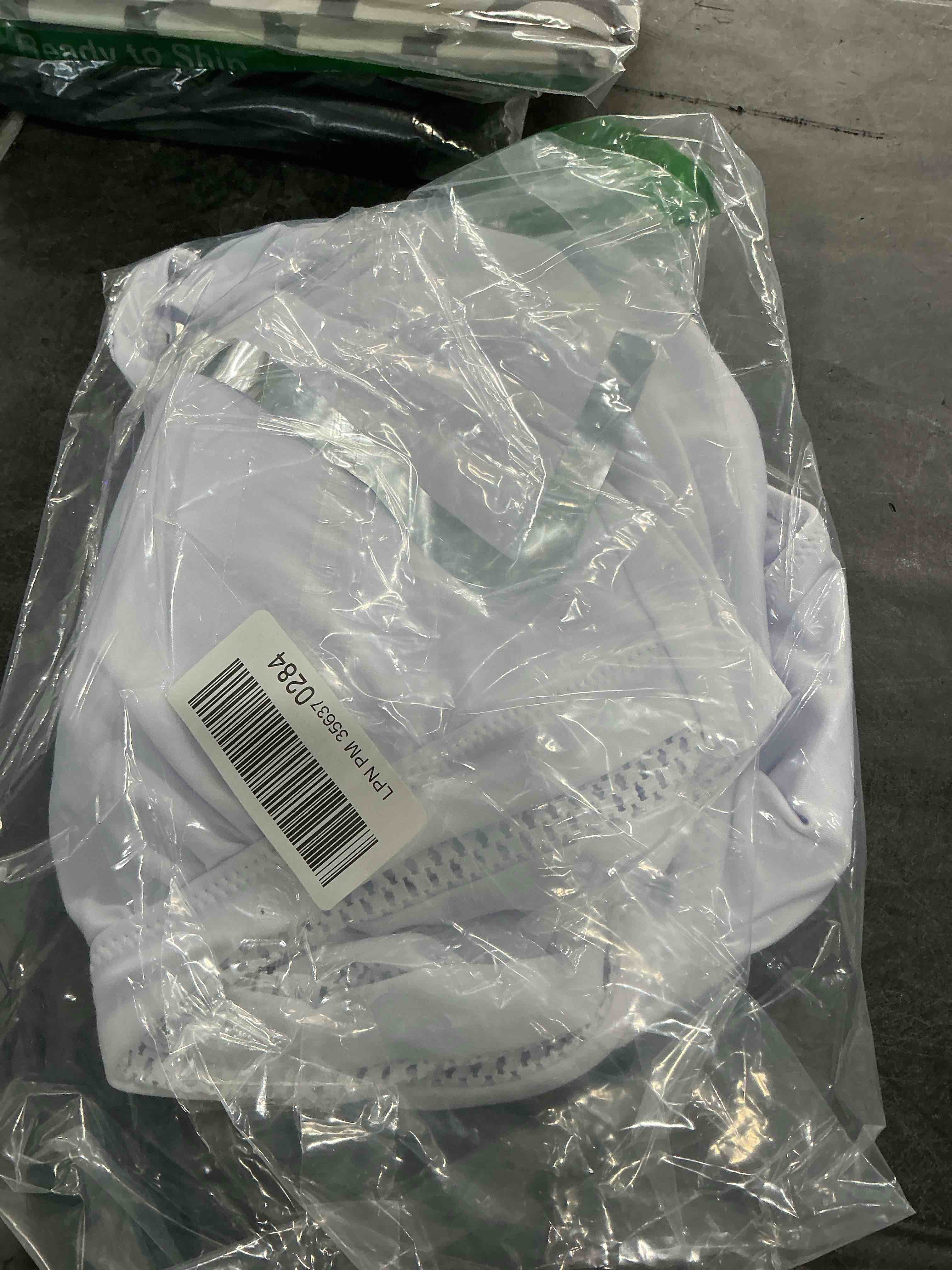 https://s3.amazonaws.com/lotting-images-prod/NonstopDeals/GRA3505278_1760047186106.jpeg